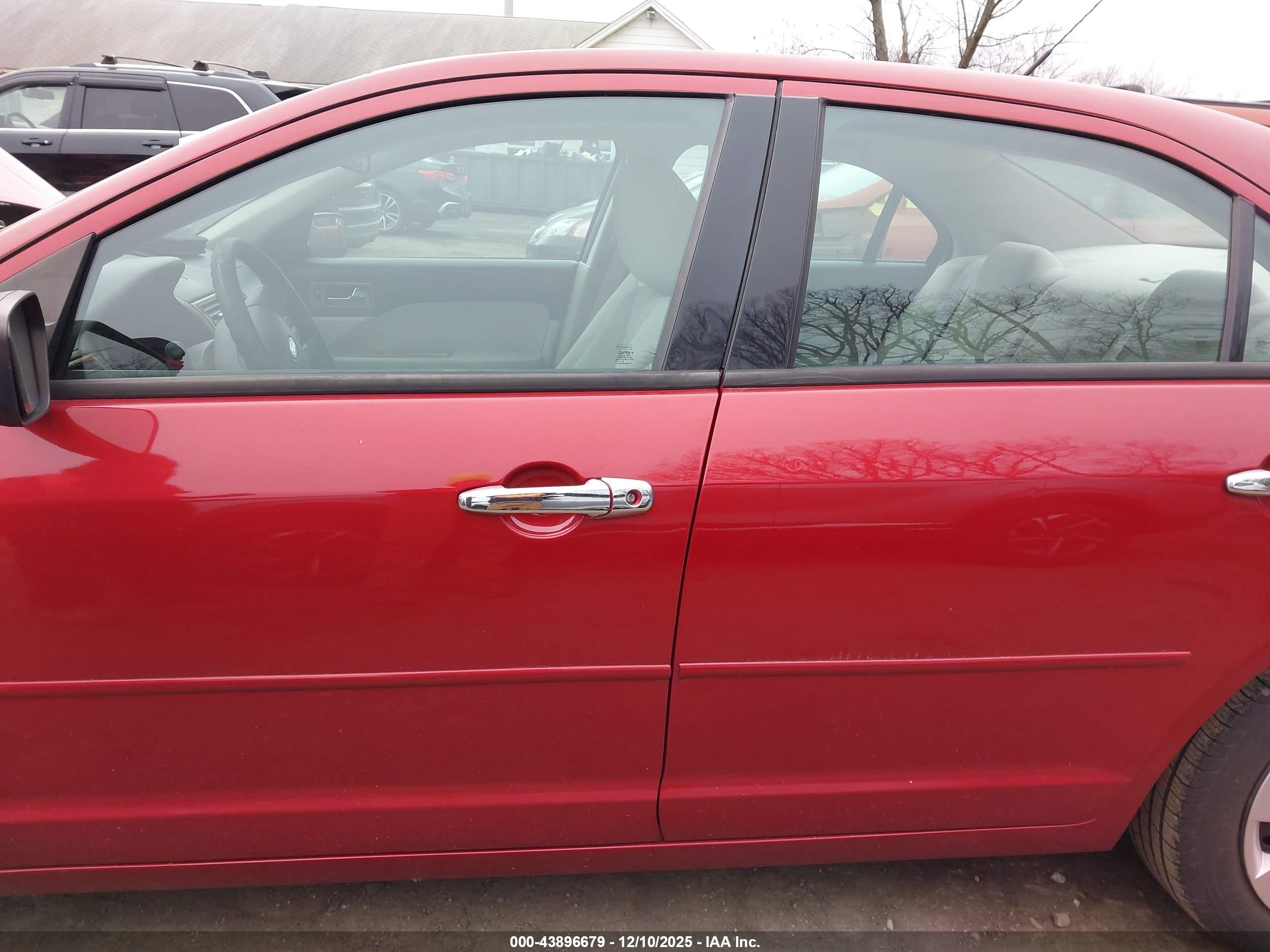 2009 Ford Fusion S Красный vin: 3FAHP06ZX9R151659