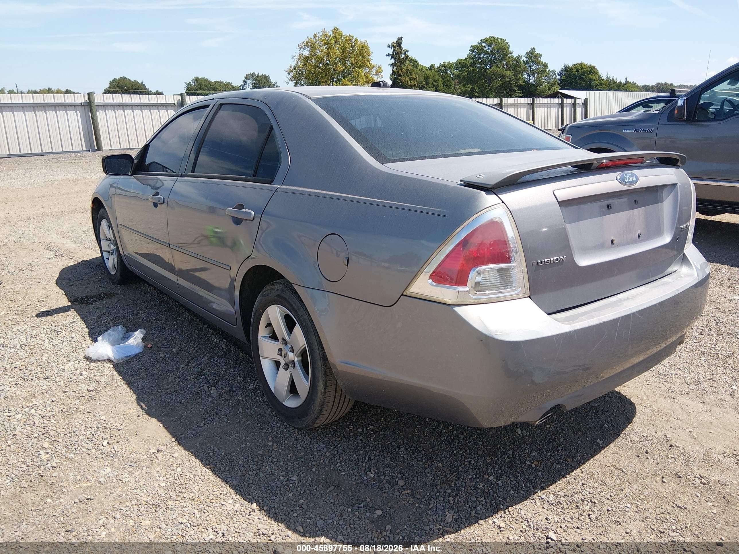 2007 Ford Fusion Se Silver vin: 3FAHP07107R157573