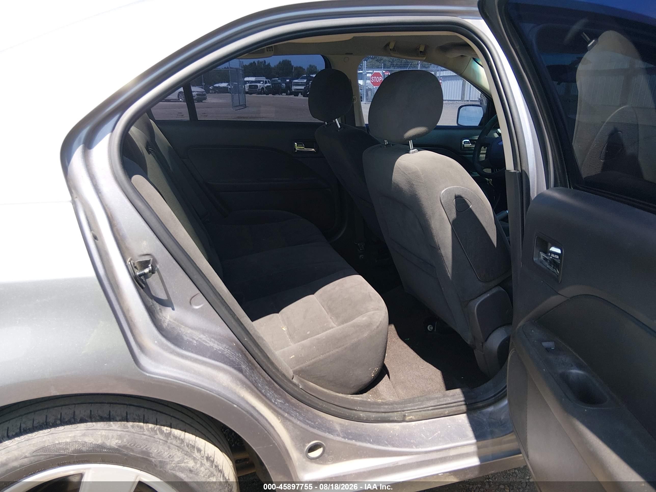 2007 Ford Fusion Se Silver vin: 3FAHP07107R157573