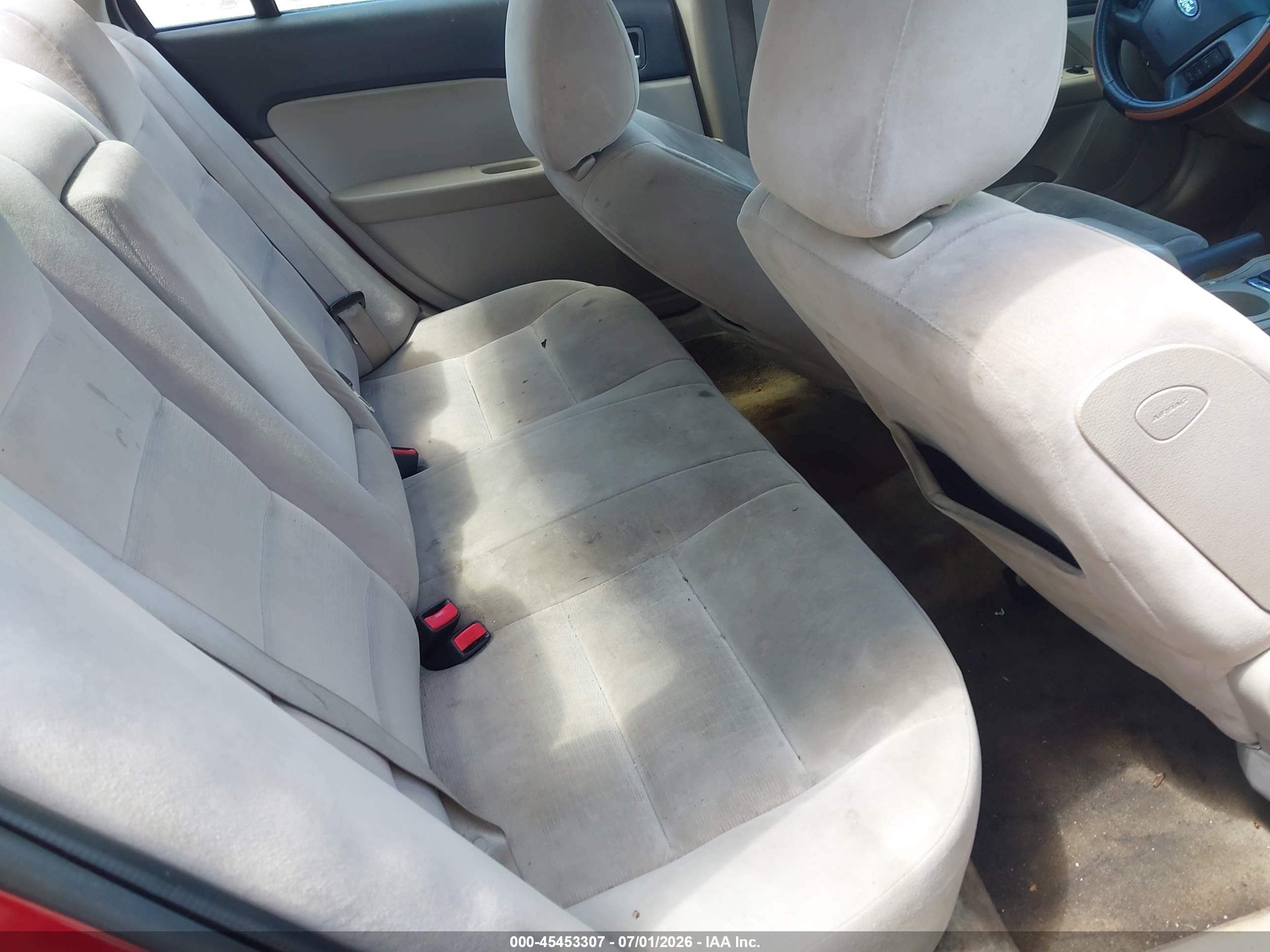 2009 Ford Fusion Se Red vin: 3FAHP07109R132255