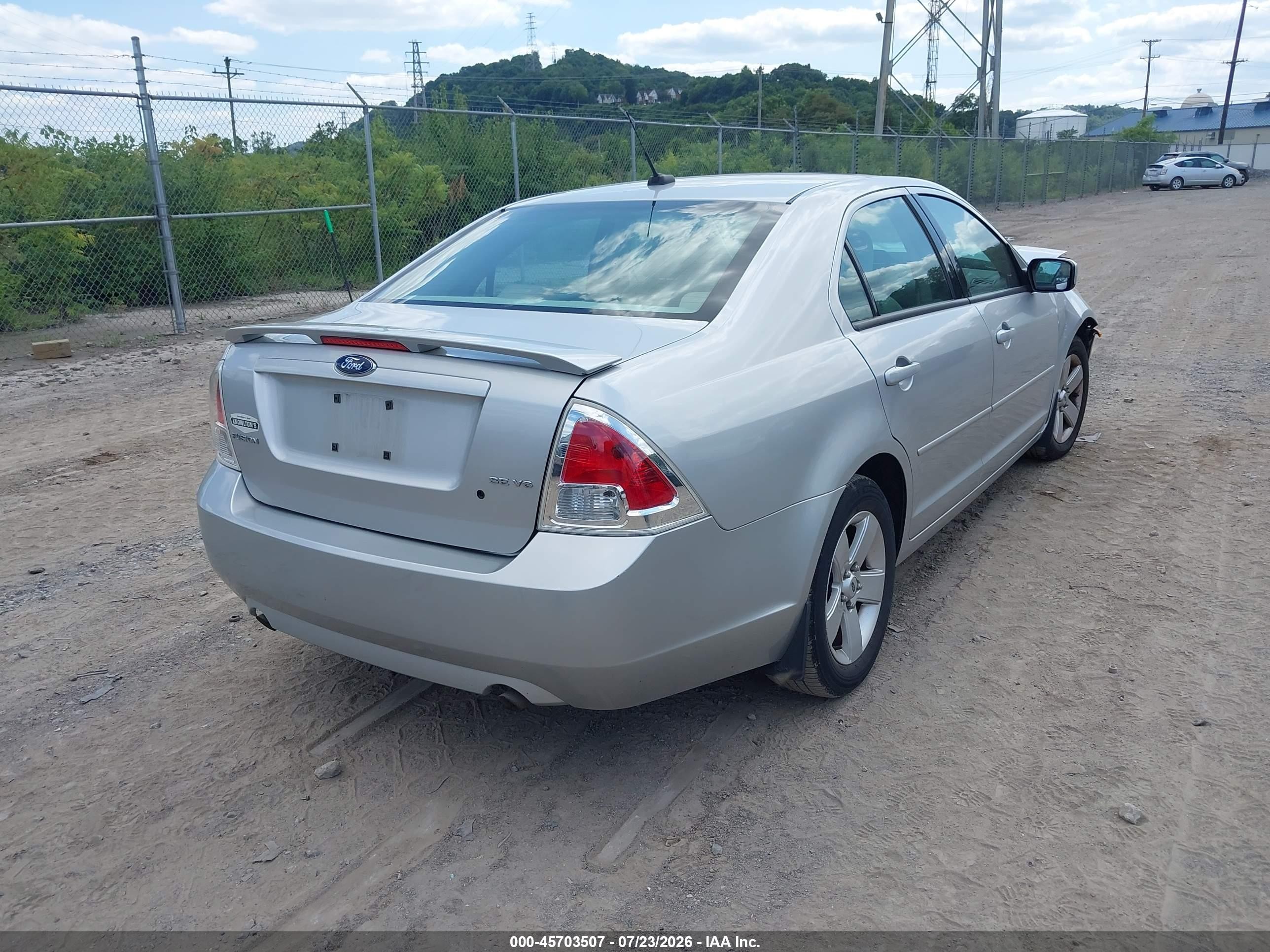 2009 Ford Fusion Se Silver vin: 3FAHP07109R166017
