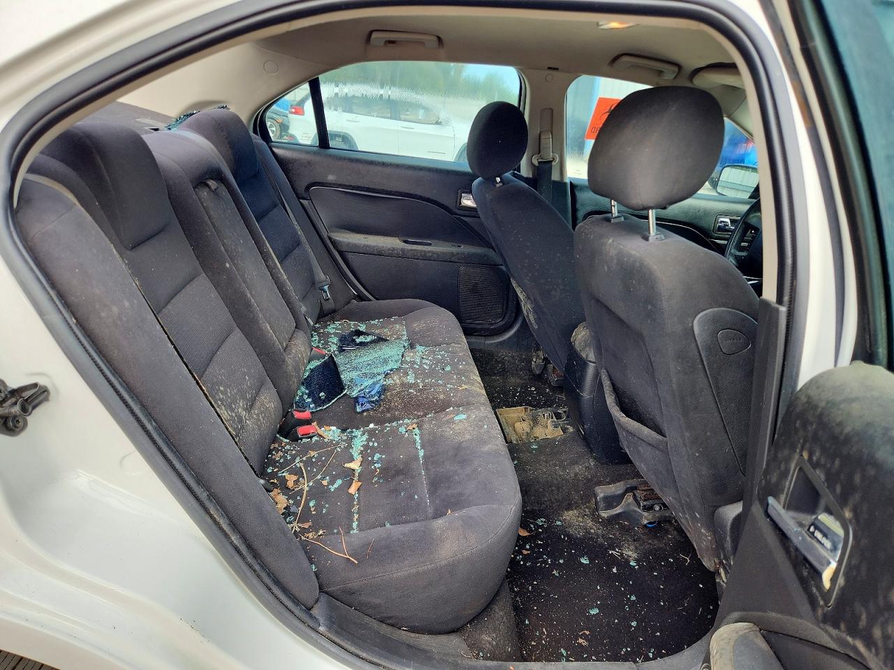 2008 Ford Fusion Se White vin: 3FAHP07128R239287