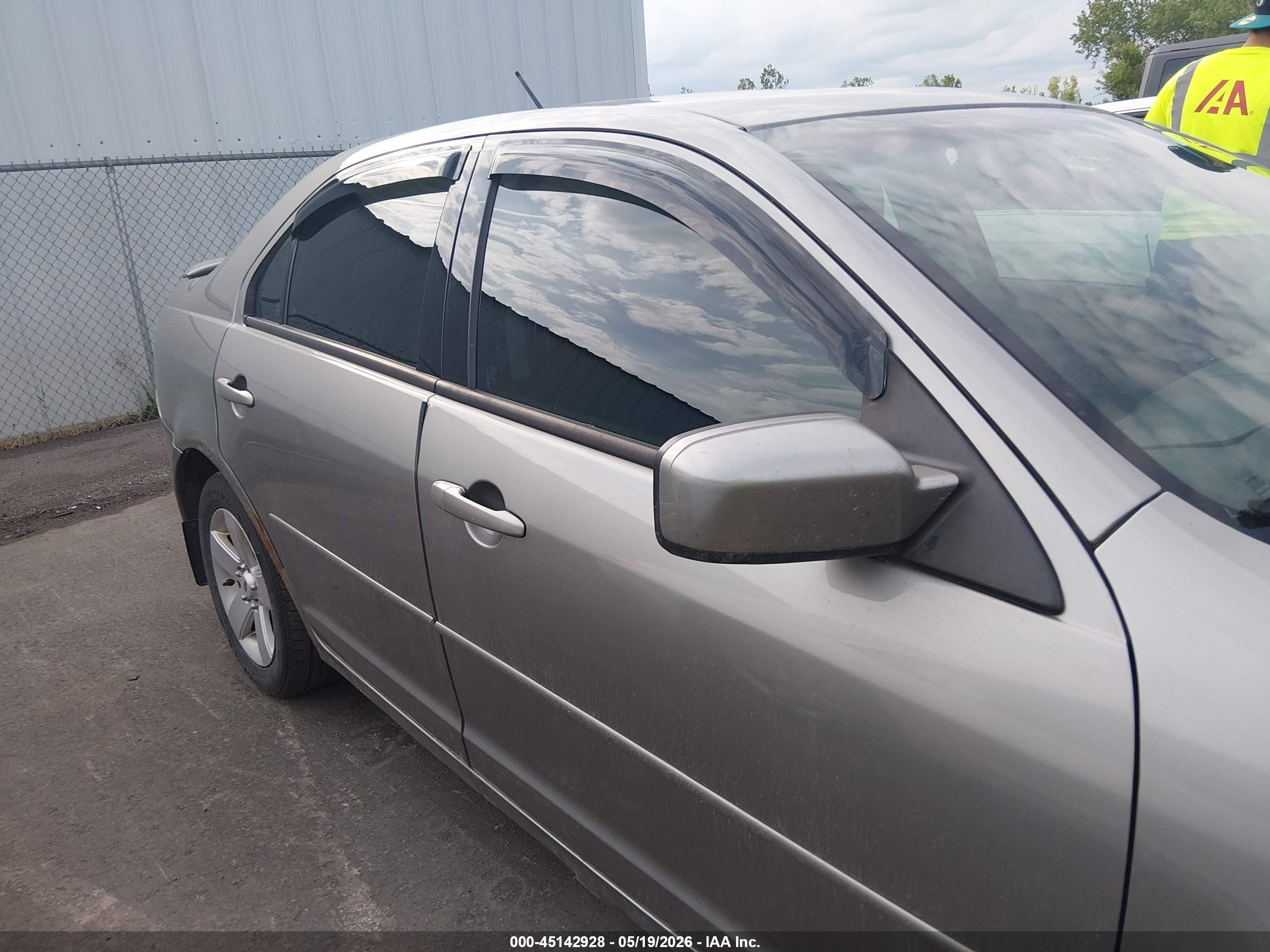 2009 Ford Fusion Se Gray vin: 3FAHP07129R135528