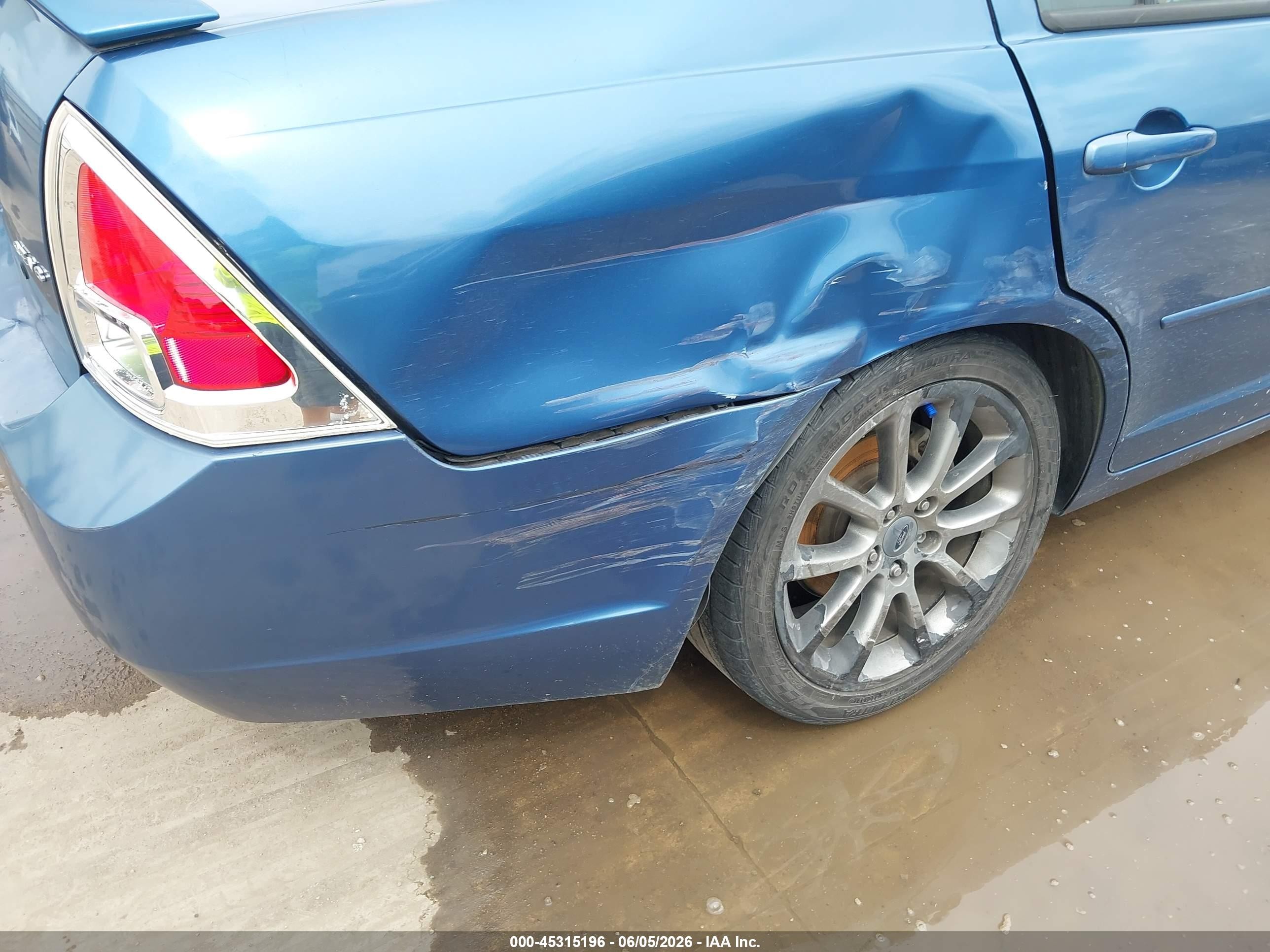 2009 Ford Fusion Se Синий vin: 3FAHP07129R174684