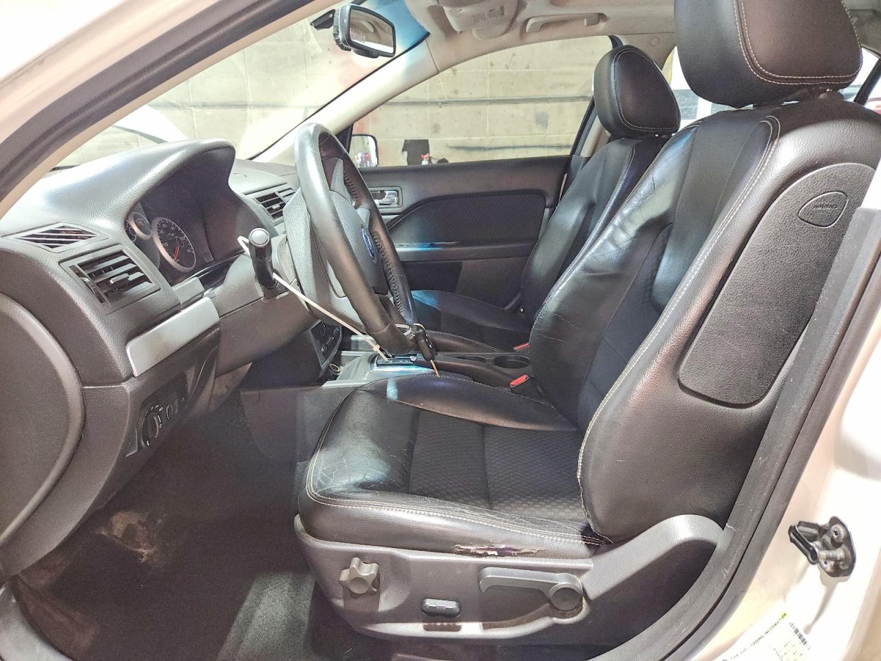2009 Ford Fusion Se White vin: 3FAHP07159R145471