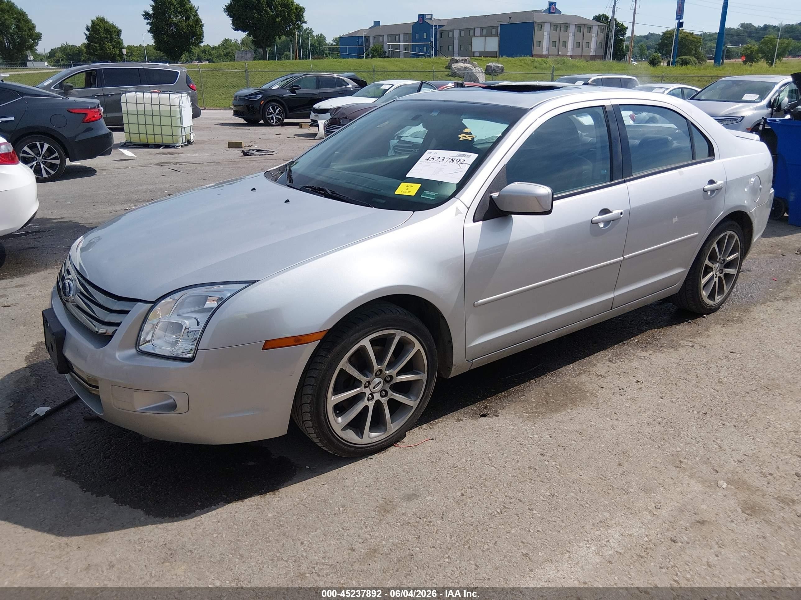 2009 Ford Fusion Se Silver vin: 3FAHP07169R169004