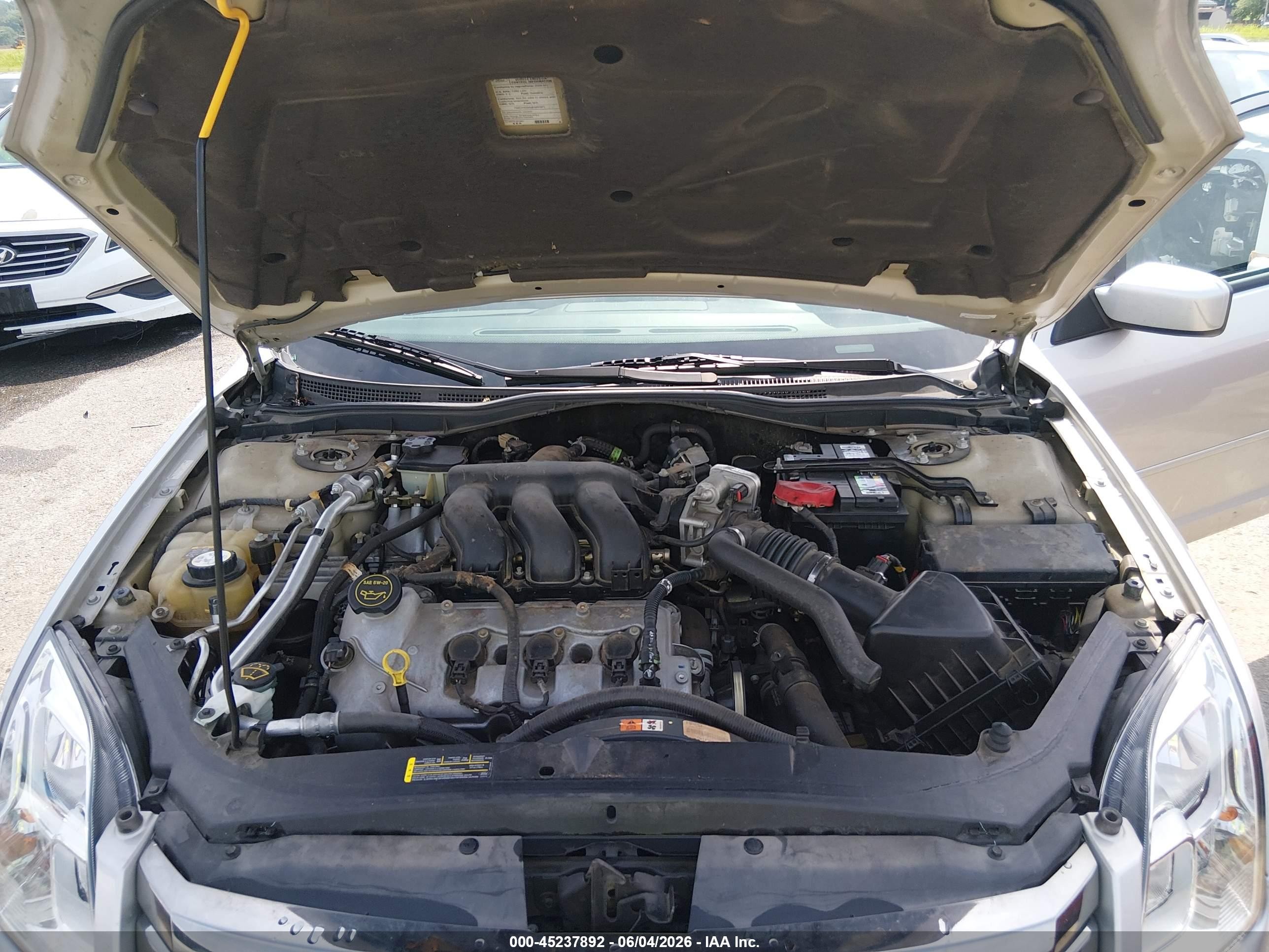 2009 Ford Fusion Se Silver vin: 3FAHP07169R169004