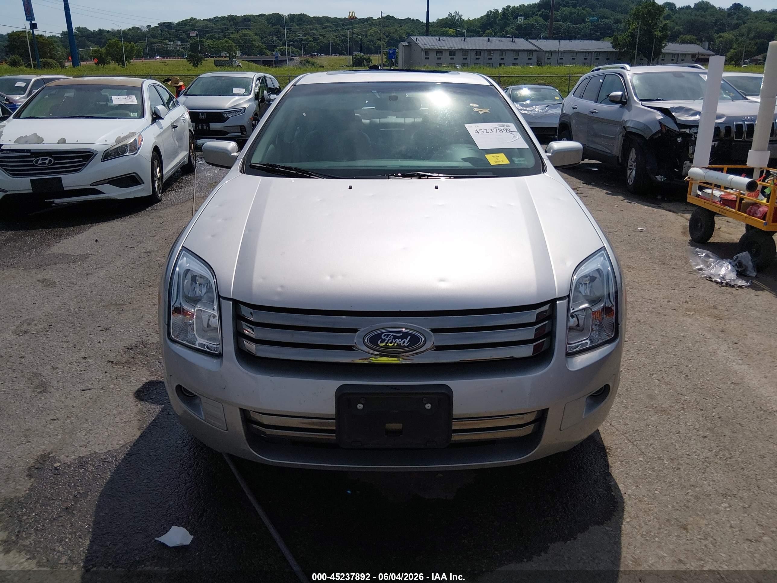 2009 Ford Fusion Se Silver vin: 3FAHP07169R169004