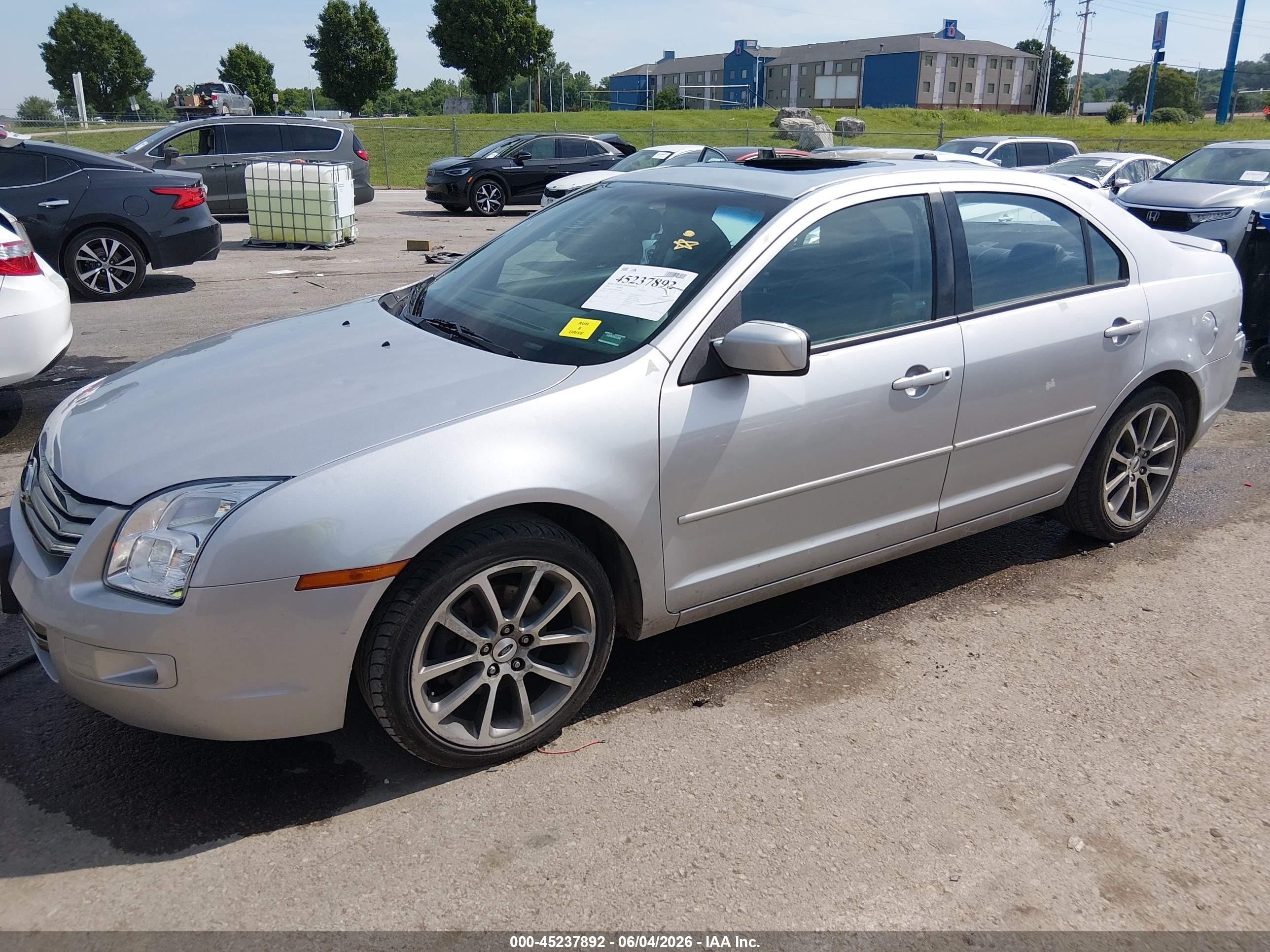 2009 Ford Fusion Se Silver vin: 3FAHP07169R169004