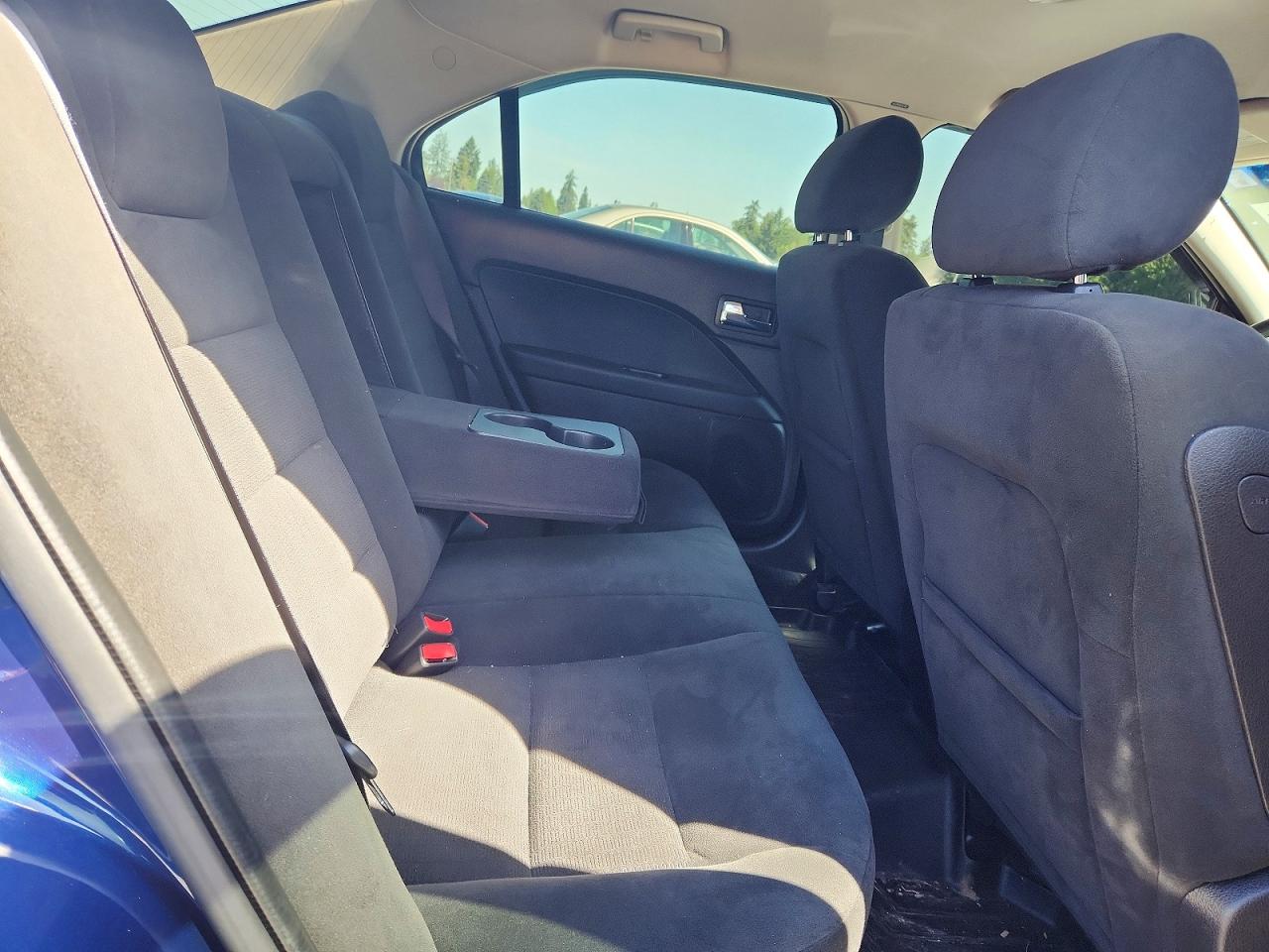 2007 Ford Fusion Se Blue vin: 3FAHP07177R237095