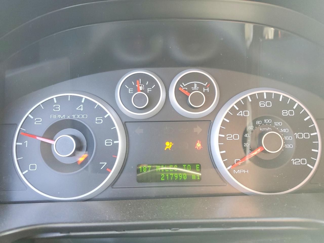 2008 Ford Fusion Se Red vin: 3FAHP07178R211484