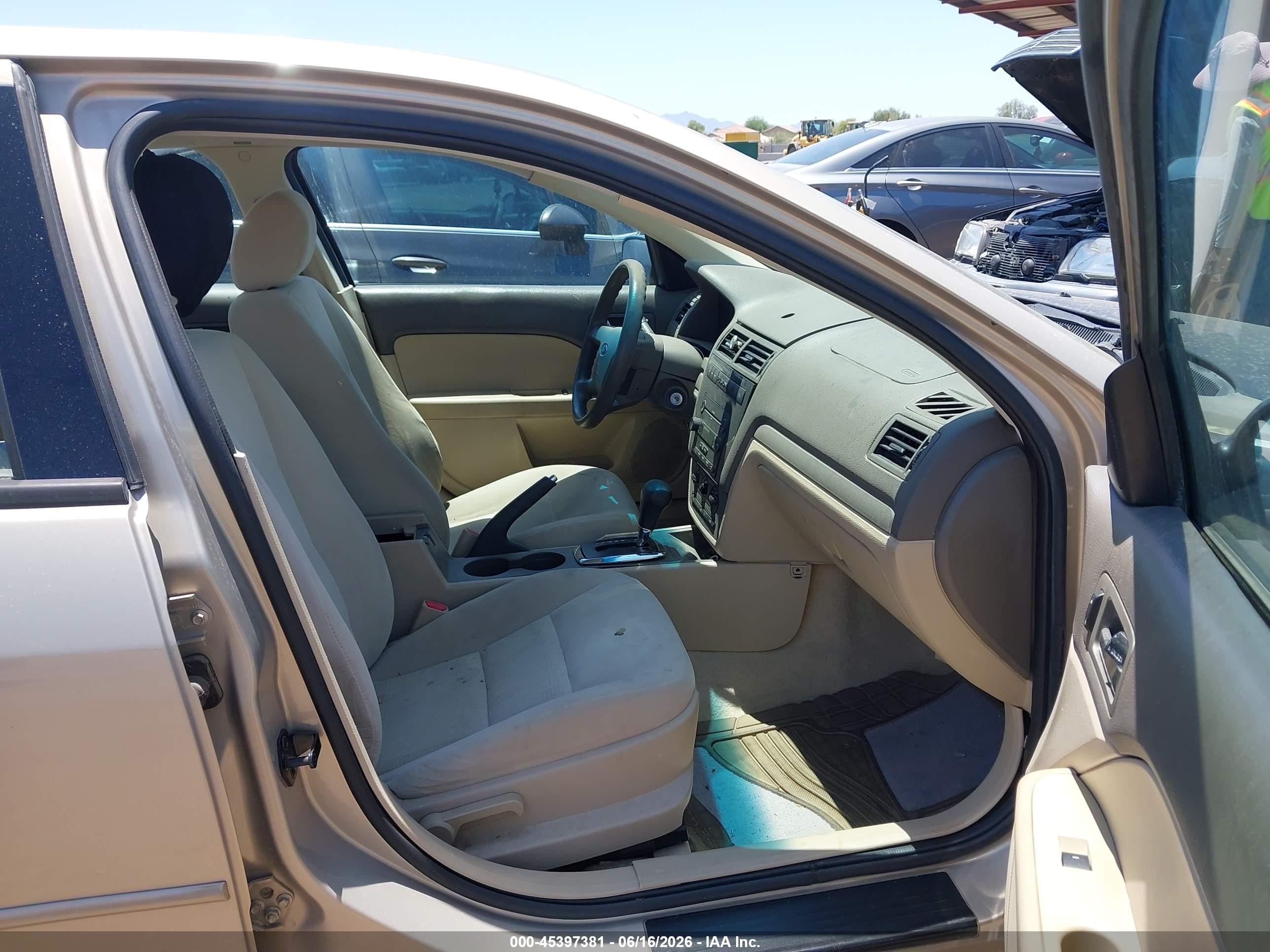 2007 Ford Fusion Se Tan vin: 3FAHP07187R228146