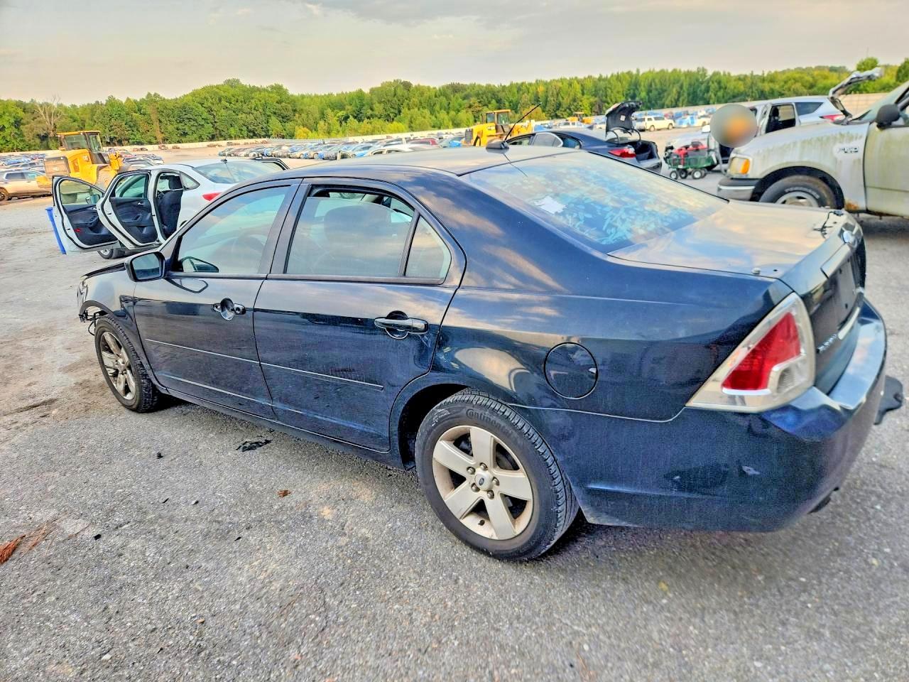 2008 Ford Fusion Se Black vin: 3FAHP07188R175062