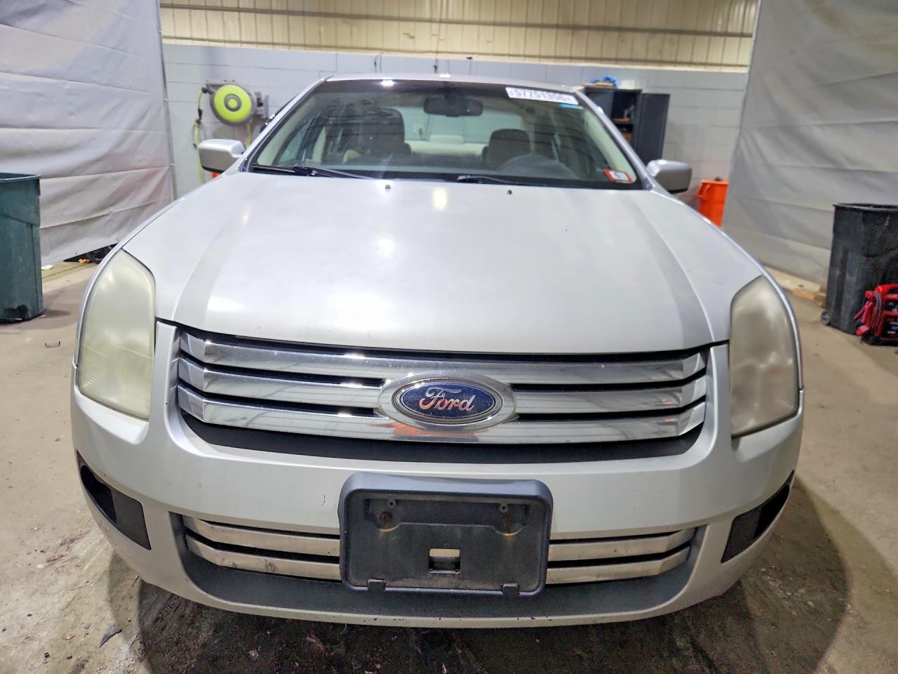 2009 Ford Fusion Se Silver vin: 3FAHP07189R135503