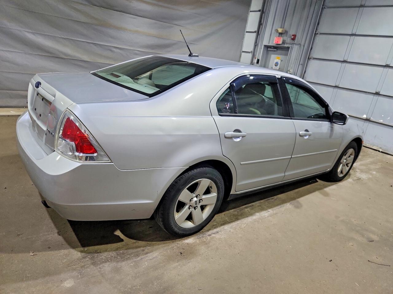 2009 Ford Fusion Se Silver vin: 3FAHP07189R135503