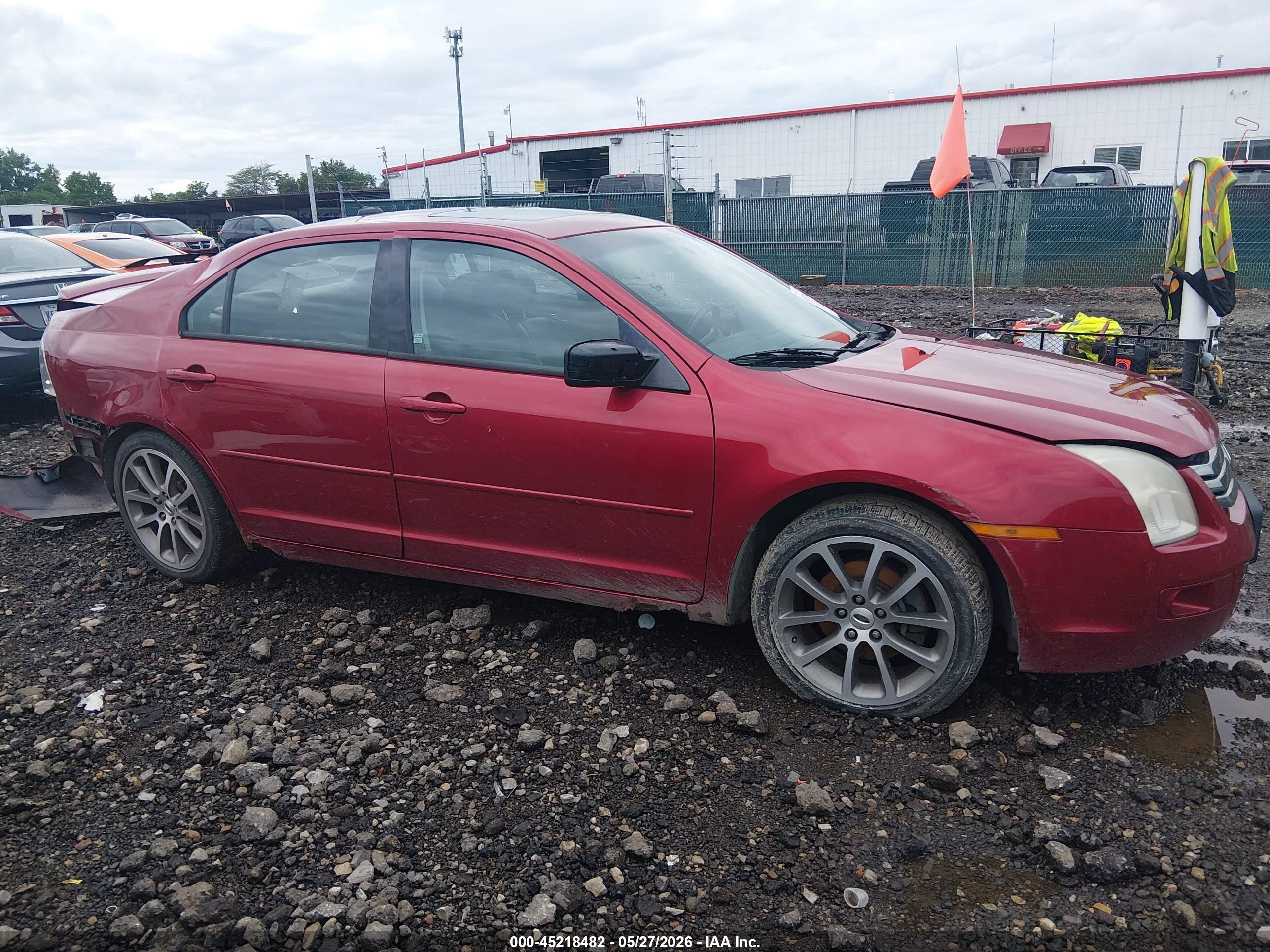 2008 Ford Fusion Se Maroon vin: 3FAHP071X8R138692