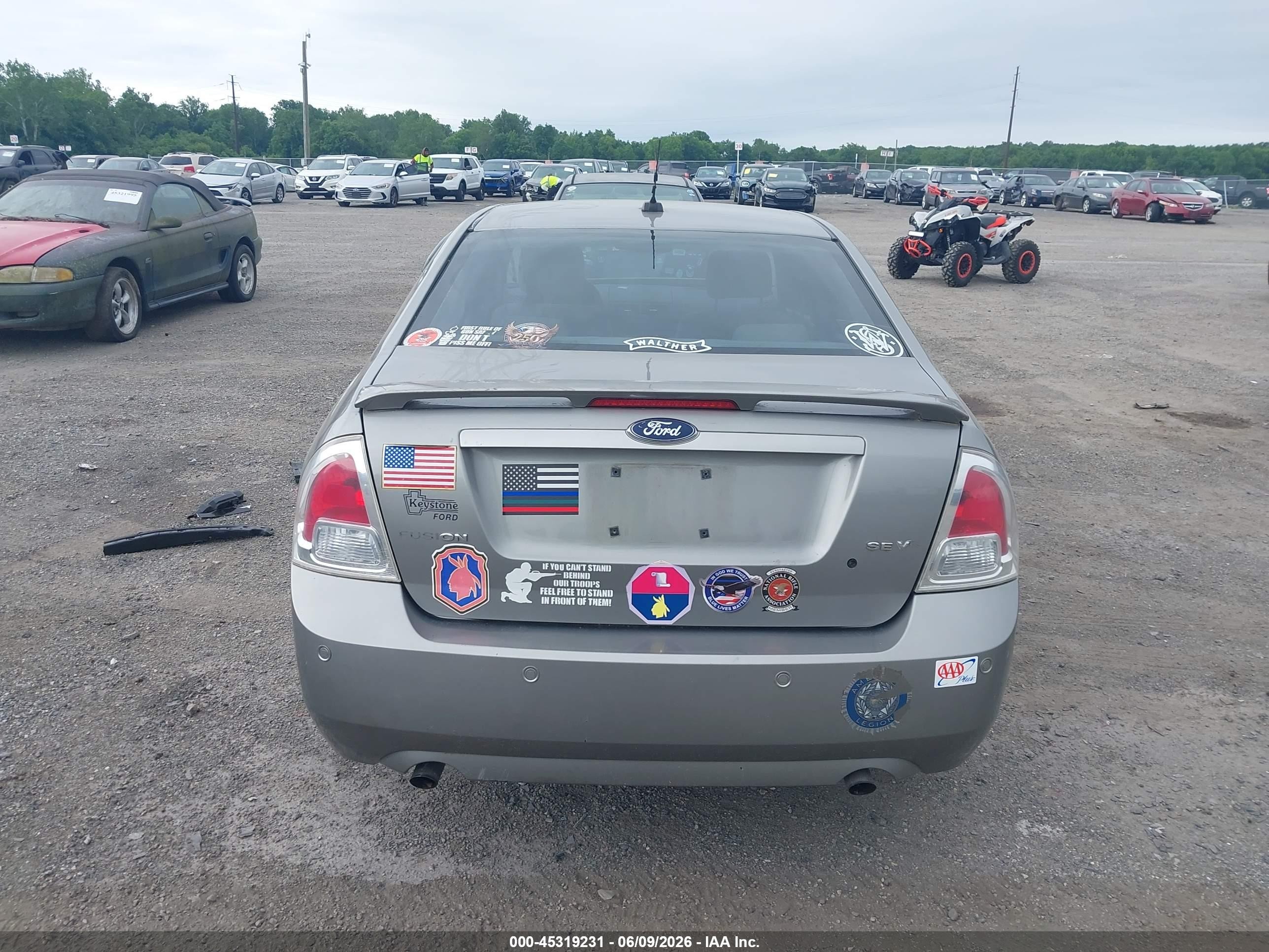 2008 Ford Fusion Se Gray vin: 3FAHP071X8R173751
