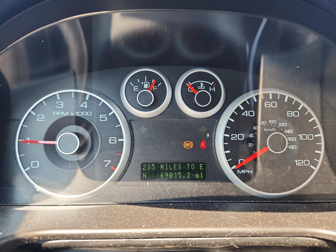 2008 Ford Fusion Se Silver vin: 3FAHP07Z08R271421