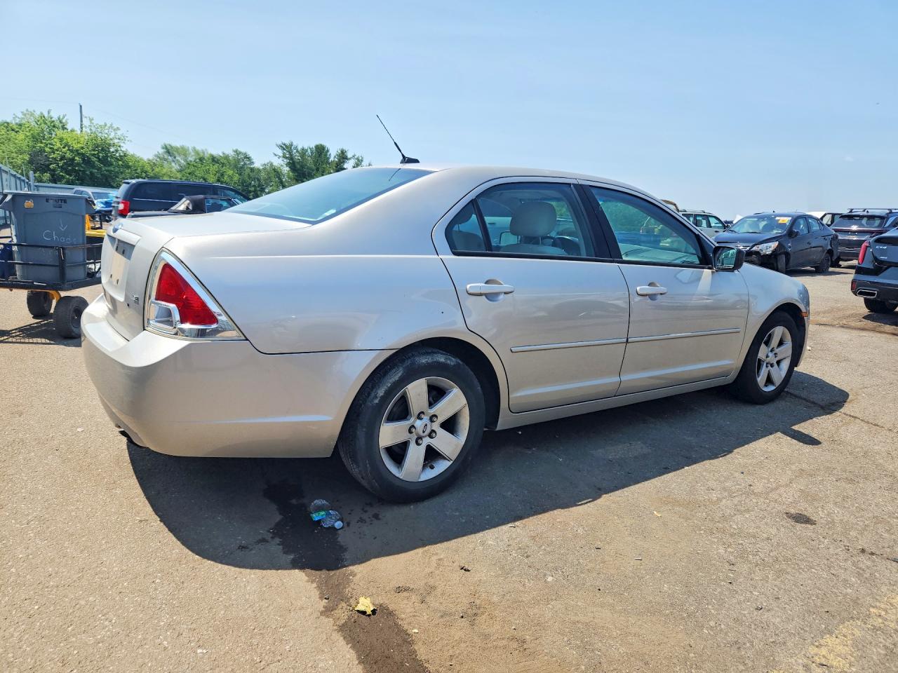 2008 Ford Fusion Se Silver vin: 3FAHP07Z08R271421