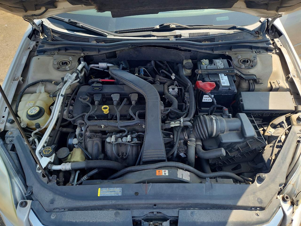 2008 Ford Fusion Se Silver vin: 3FAHP07Z08R271421