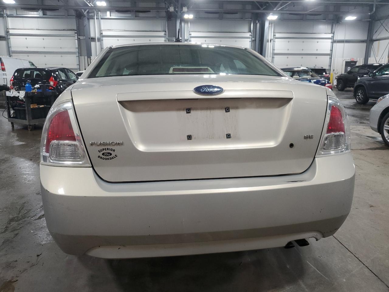 2009 Ford Fusion Se Silver vin: 3FAHP07Z09R142788