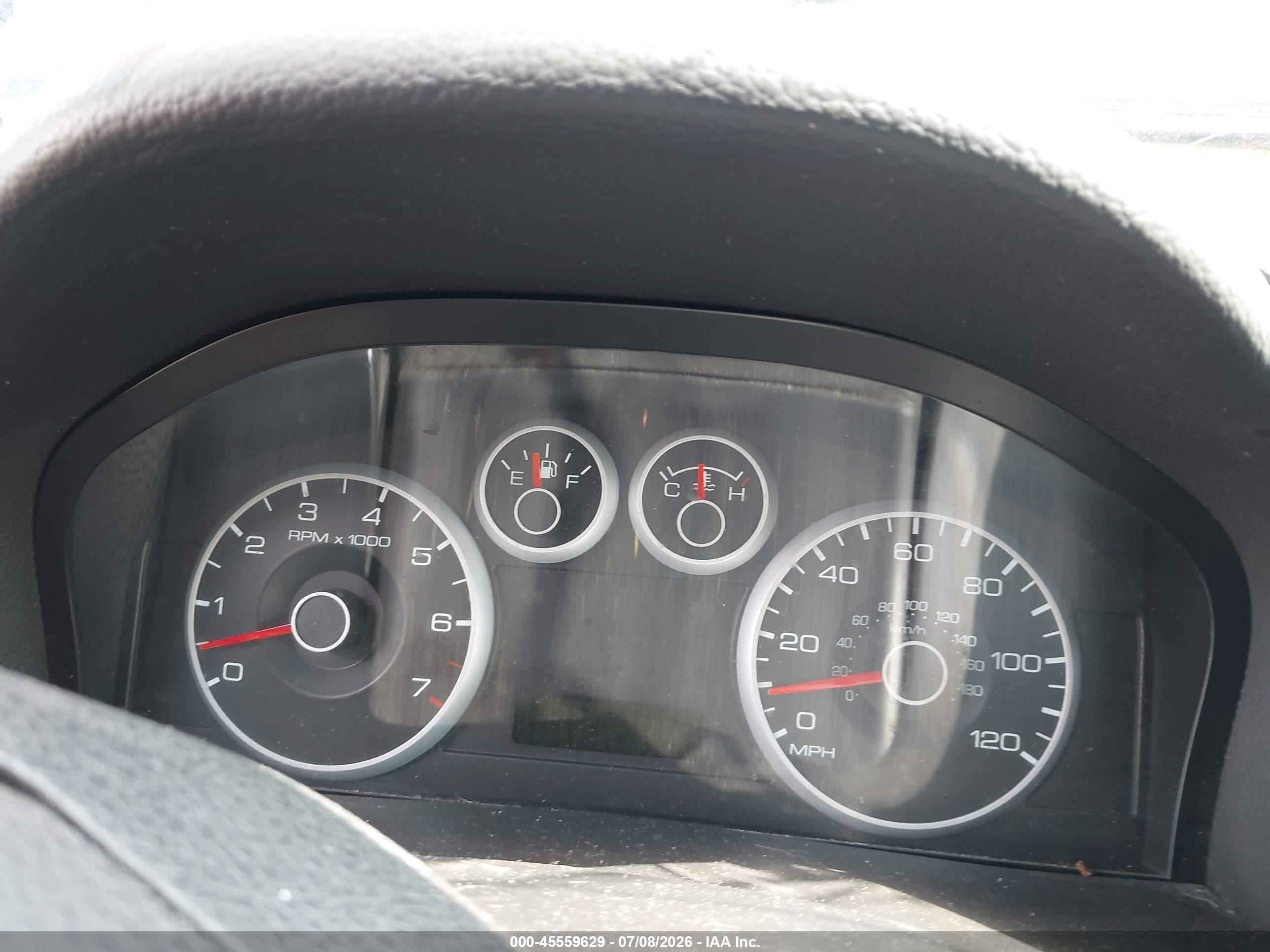 2008 Ford Fusion Se Red vin: 3FAHP07Z18R129532
