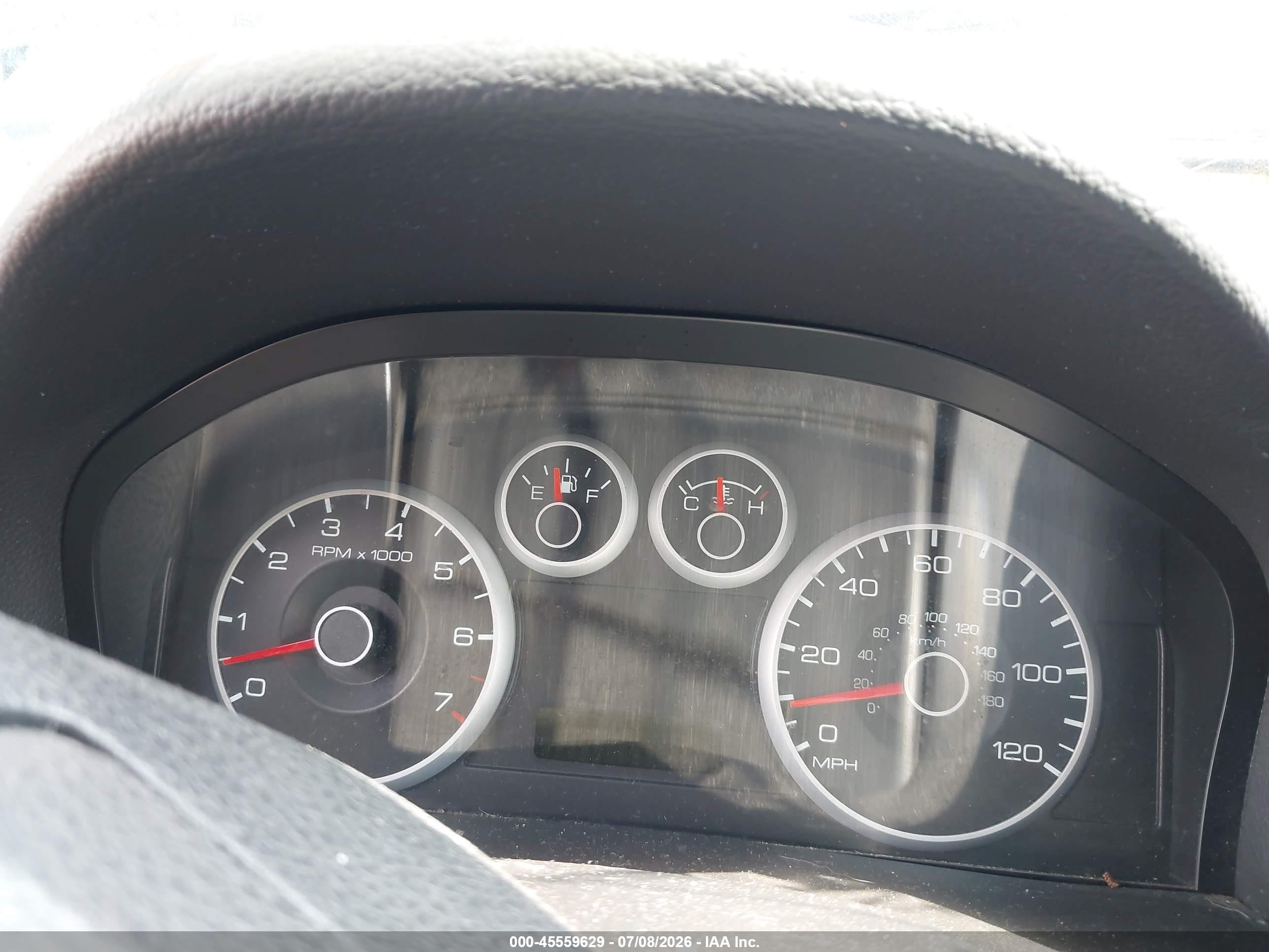 2008 Ford Fusion Se Red vin: 3FAHP07Z18R129532