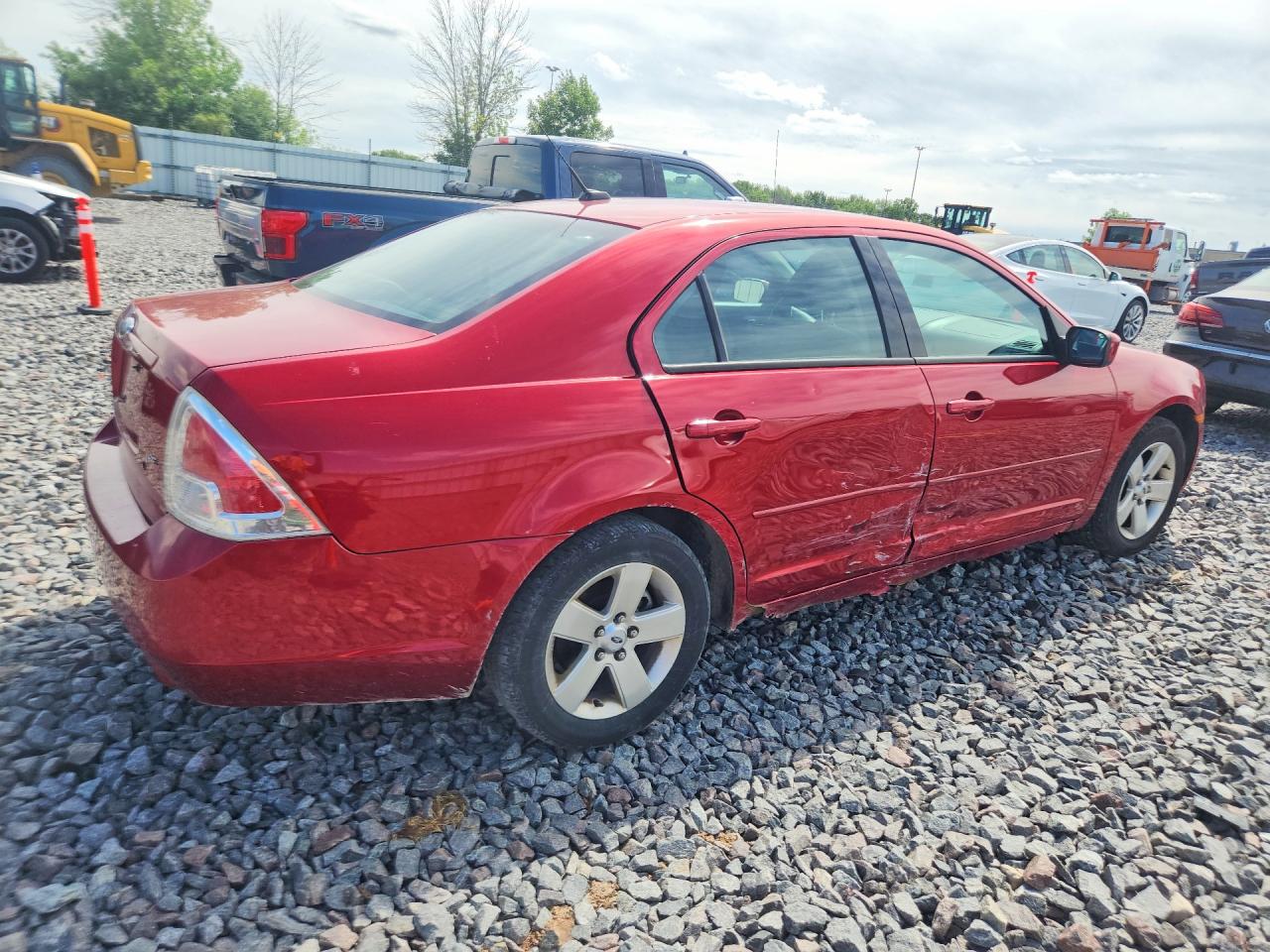 2009 Ford Fusion Se Red vin: 3FAHP07Z19R155629