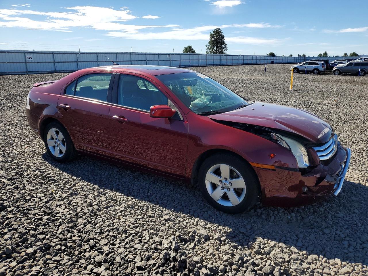 2007 Ford Fusion Se Red vin: 3FAHP07Z27R132826