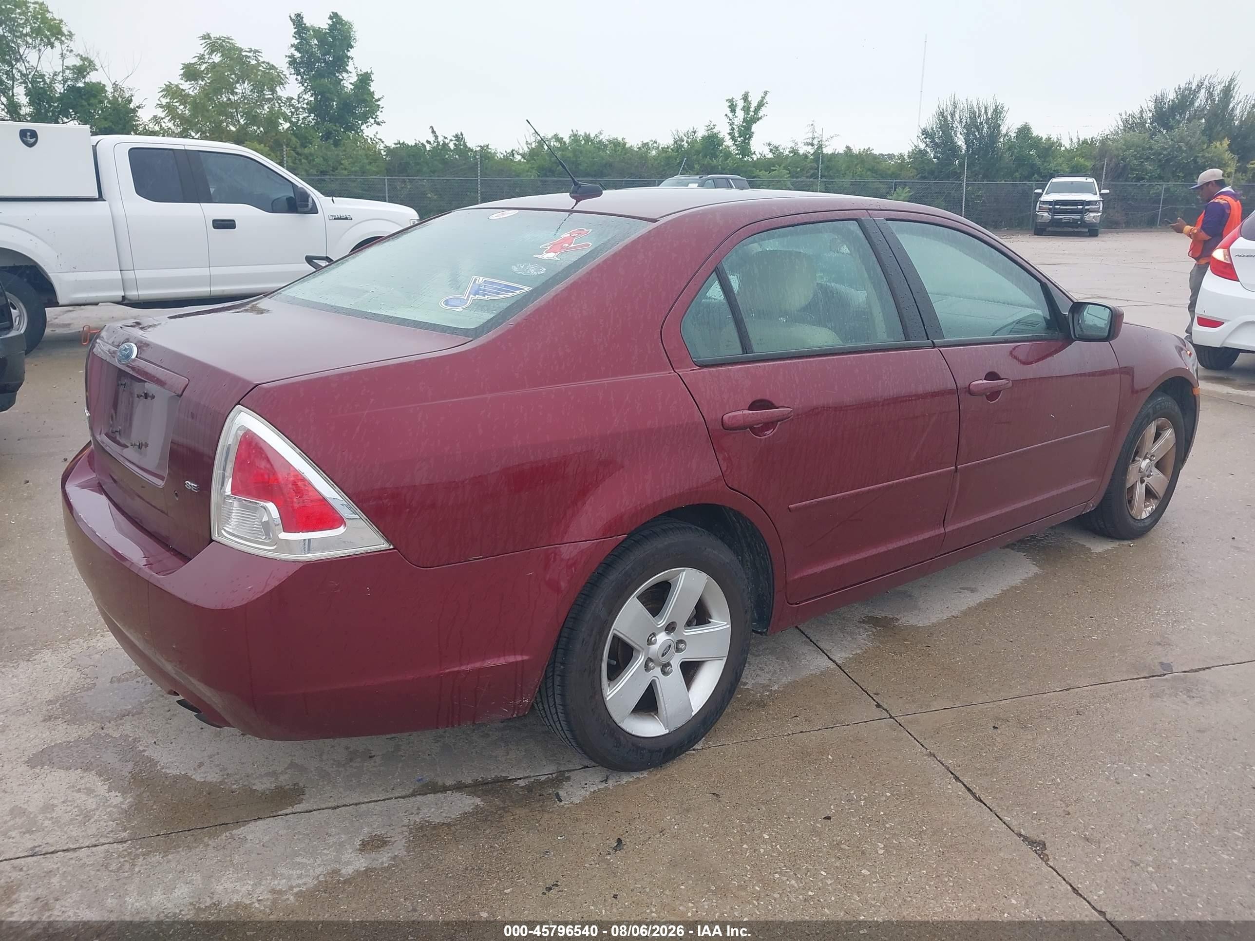 2007 Ford Fusion Se Red vin: 3FAHP07Z27R157001