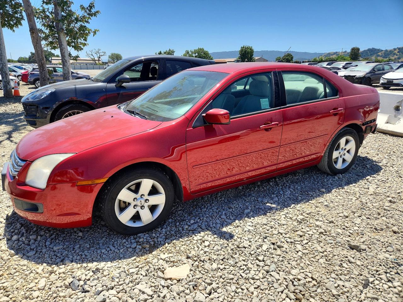 2008 Ford Fusion Se Red vin: 3FAHP07Z28R114473
