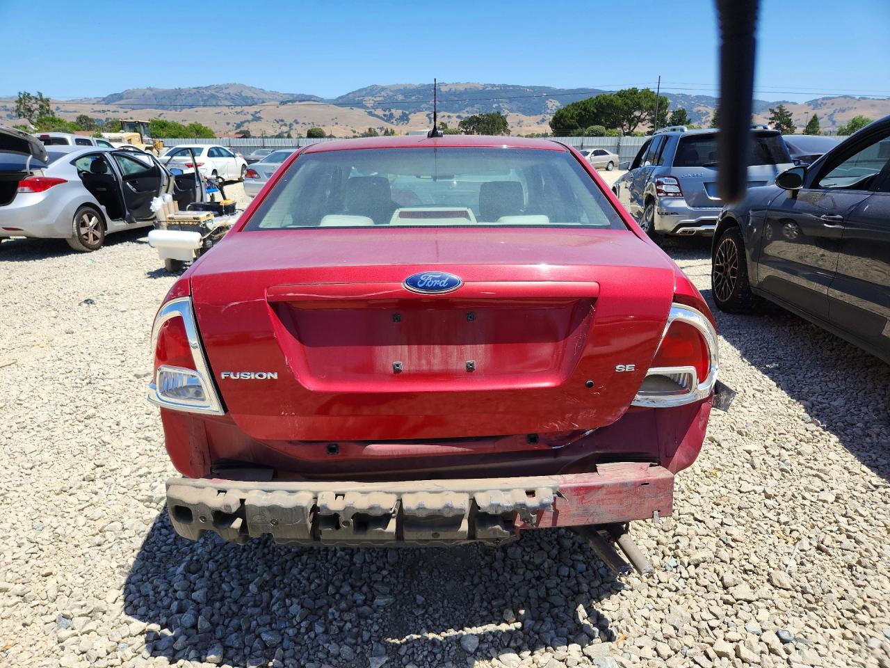 2008 Ford Fusion Se Red vin: 3FAHP07Z28R114473