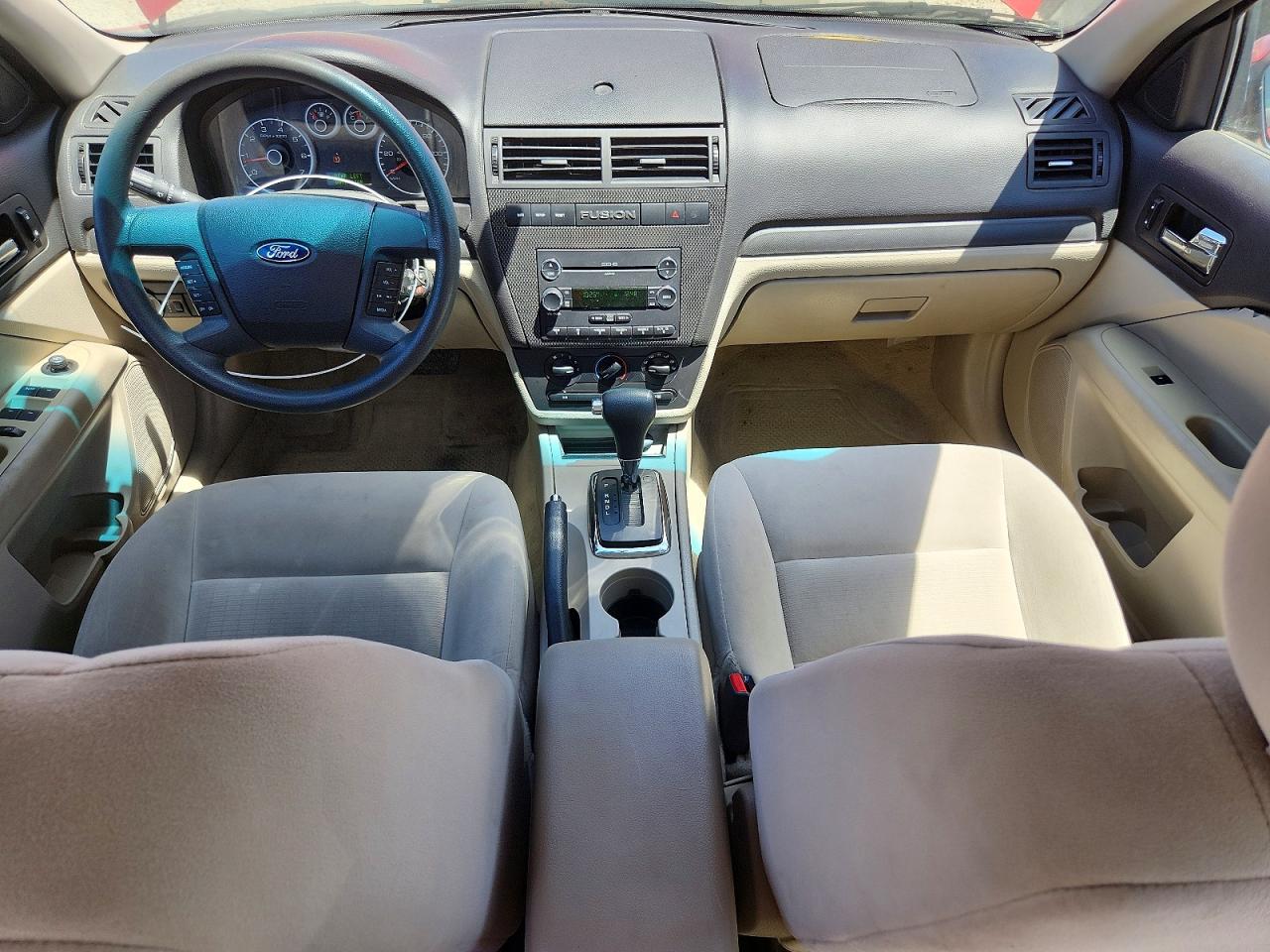 2008 Ford Fusion Se Red vin: 3FAHP07Z28R114473