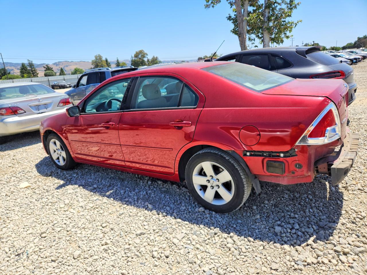2008 Ford Fusion Se Red vin: 3FAHP07Z28R114473