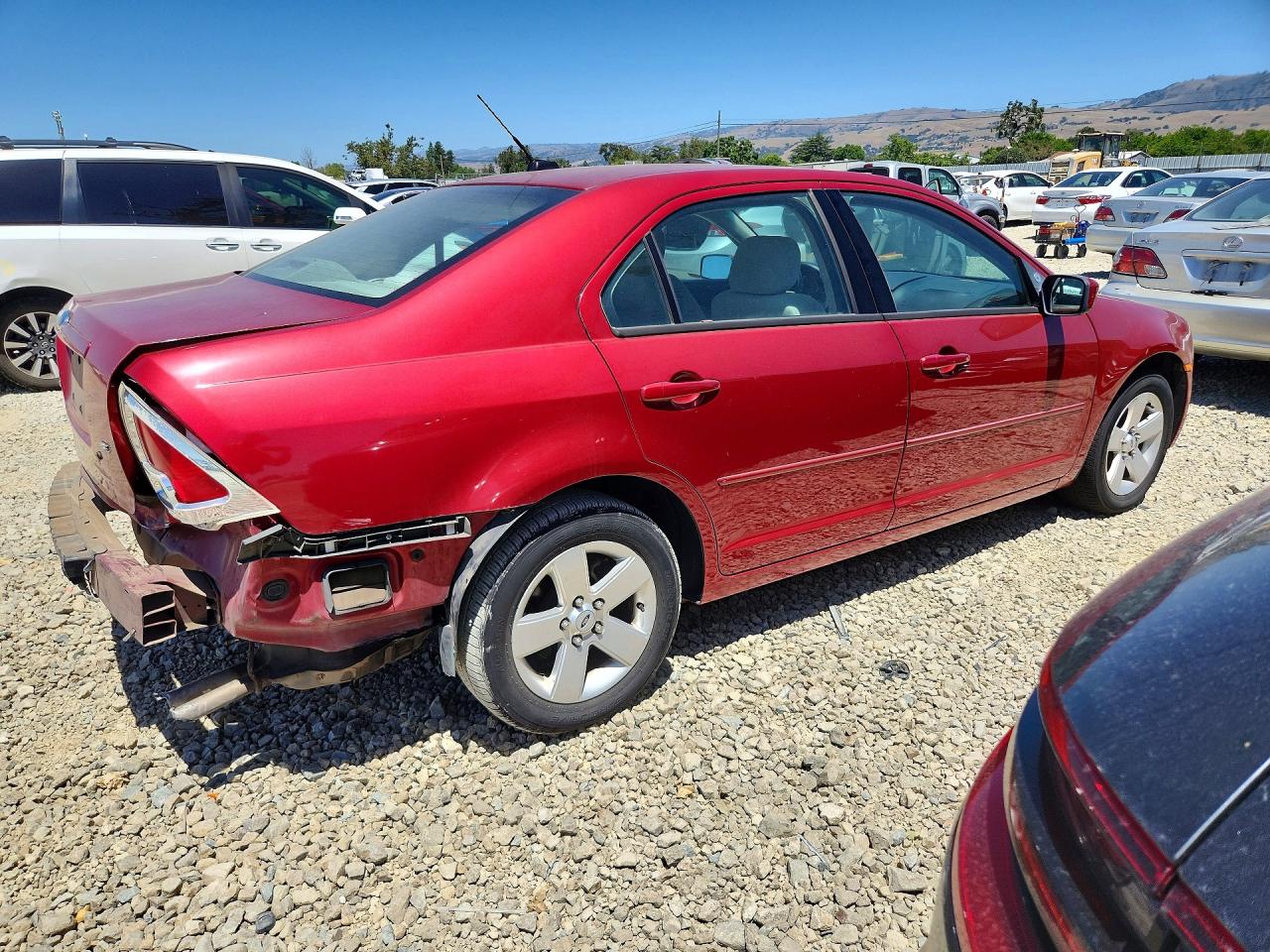 2008 Ford Fusion Se Red vin: 3FAHP07Z28R114473