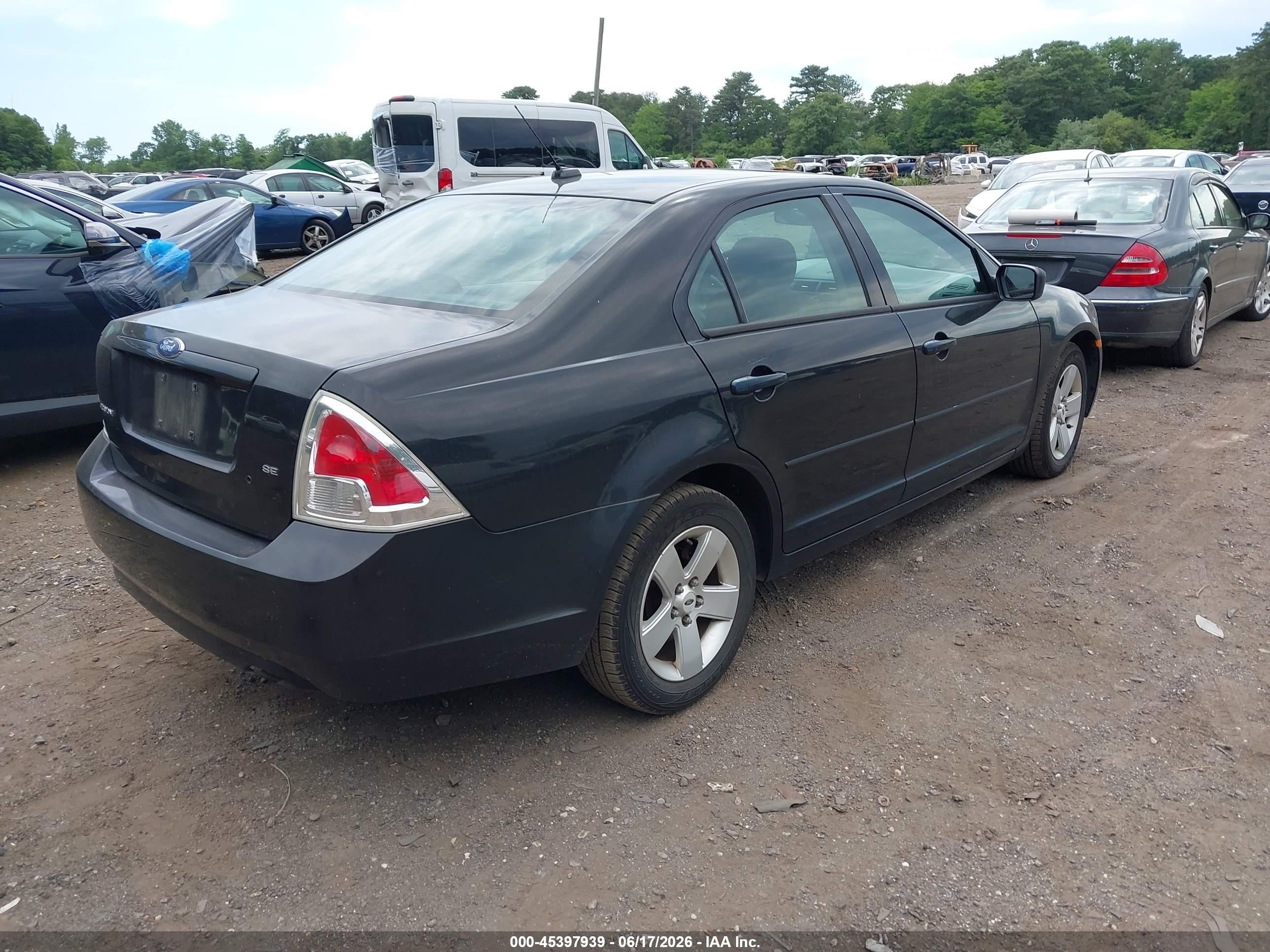 2008 Ford Fusion Se Black vin: 3FAHP07Z28R142029