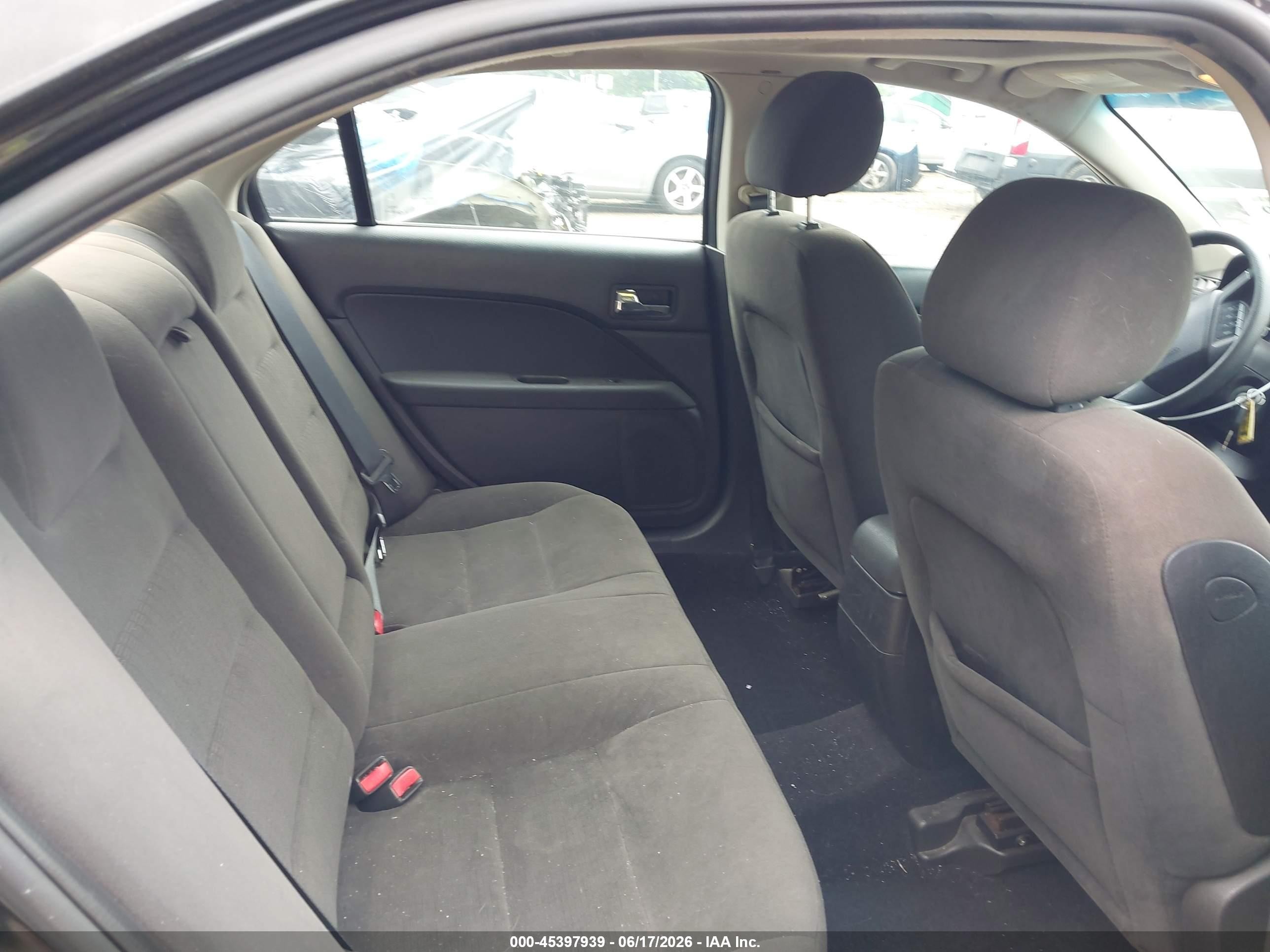 2008 Ford Fusion Se Black vin: 3FAHP07Z28R142029