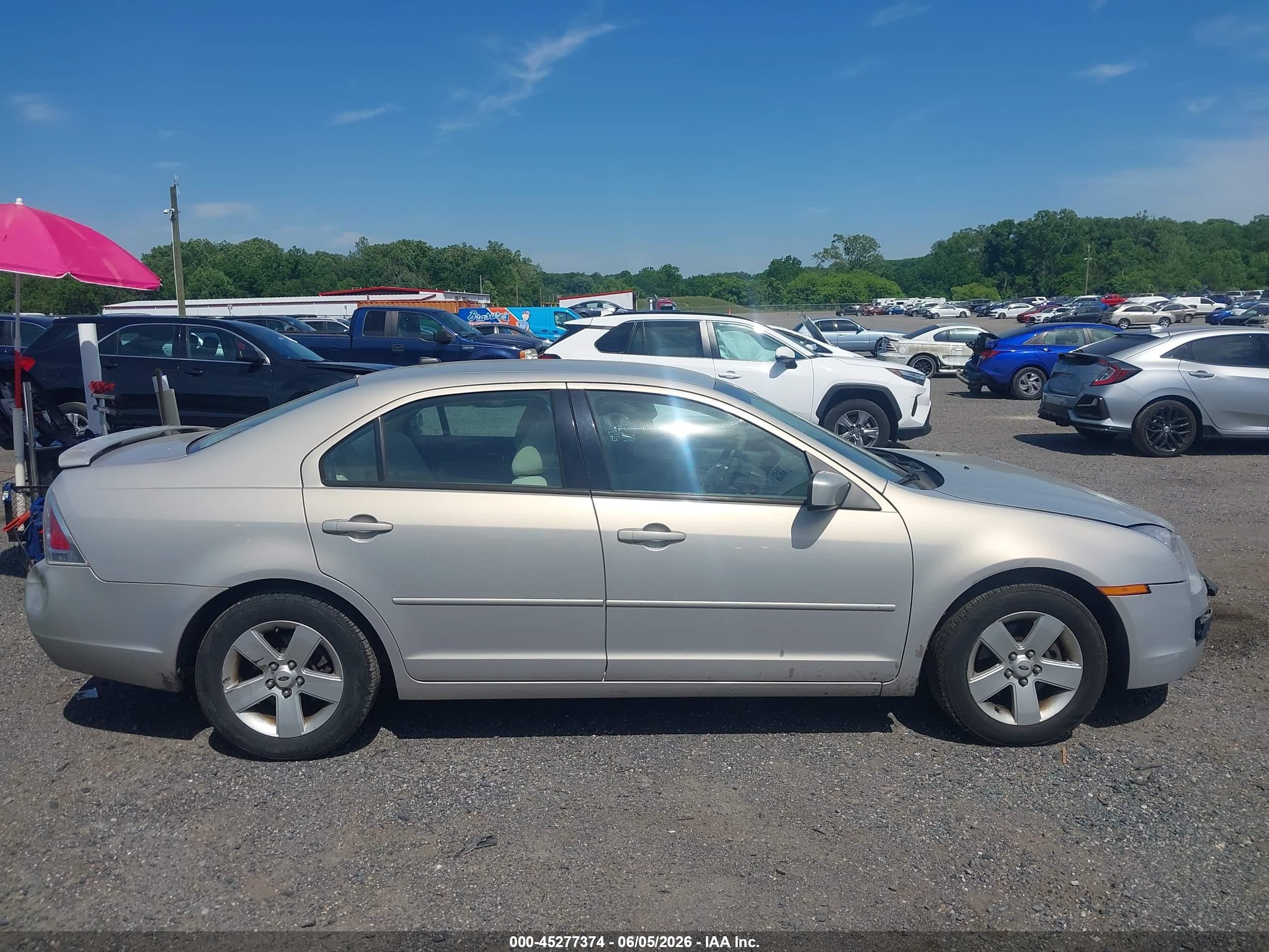 2009 Ford Fusion Se Beige vin: 3FAHP07Z29R179874