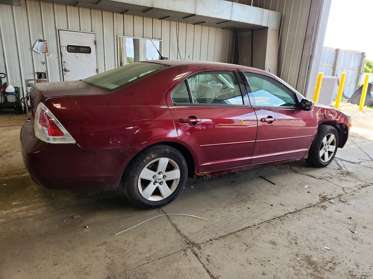 2007 Ford Fusion Se Red vin: 3FAHP07Z37R249072