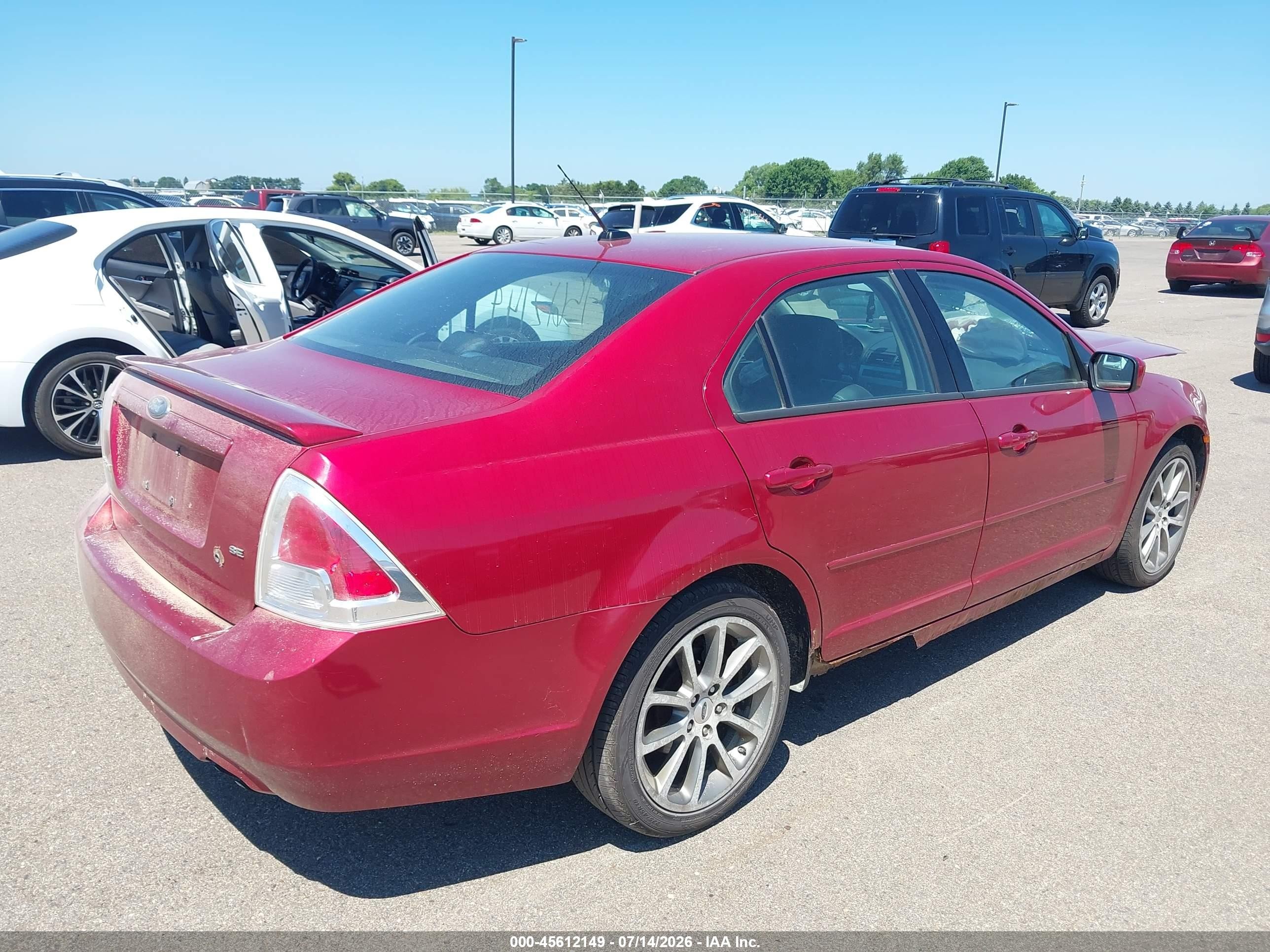 2008 Ford Fusion Se Red vin: 3FAHP07Z38R222441
