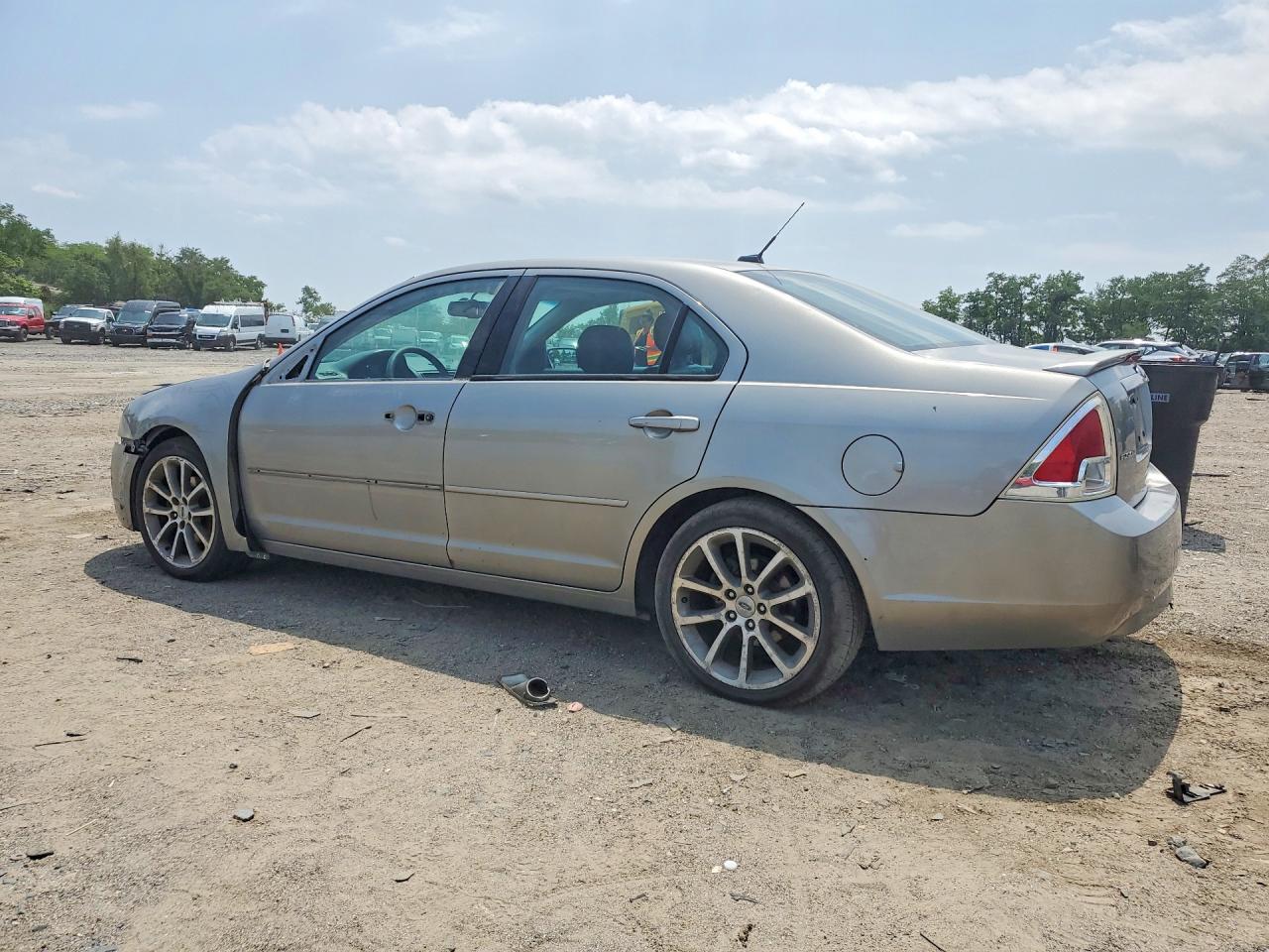 2008 Ford Fusion Se Silver vin: 3FAHP07Z38R272420