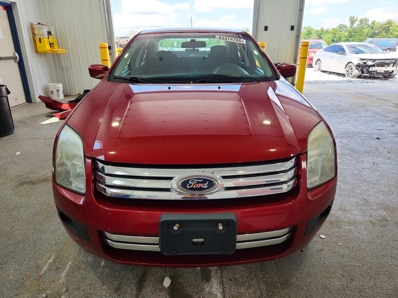 2009 Ford Fusion Se Red vin: 3FAHP07Z49R102410