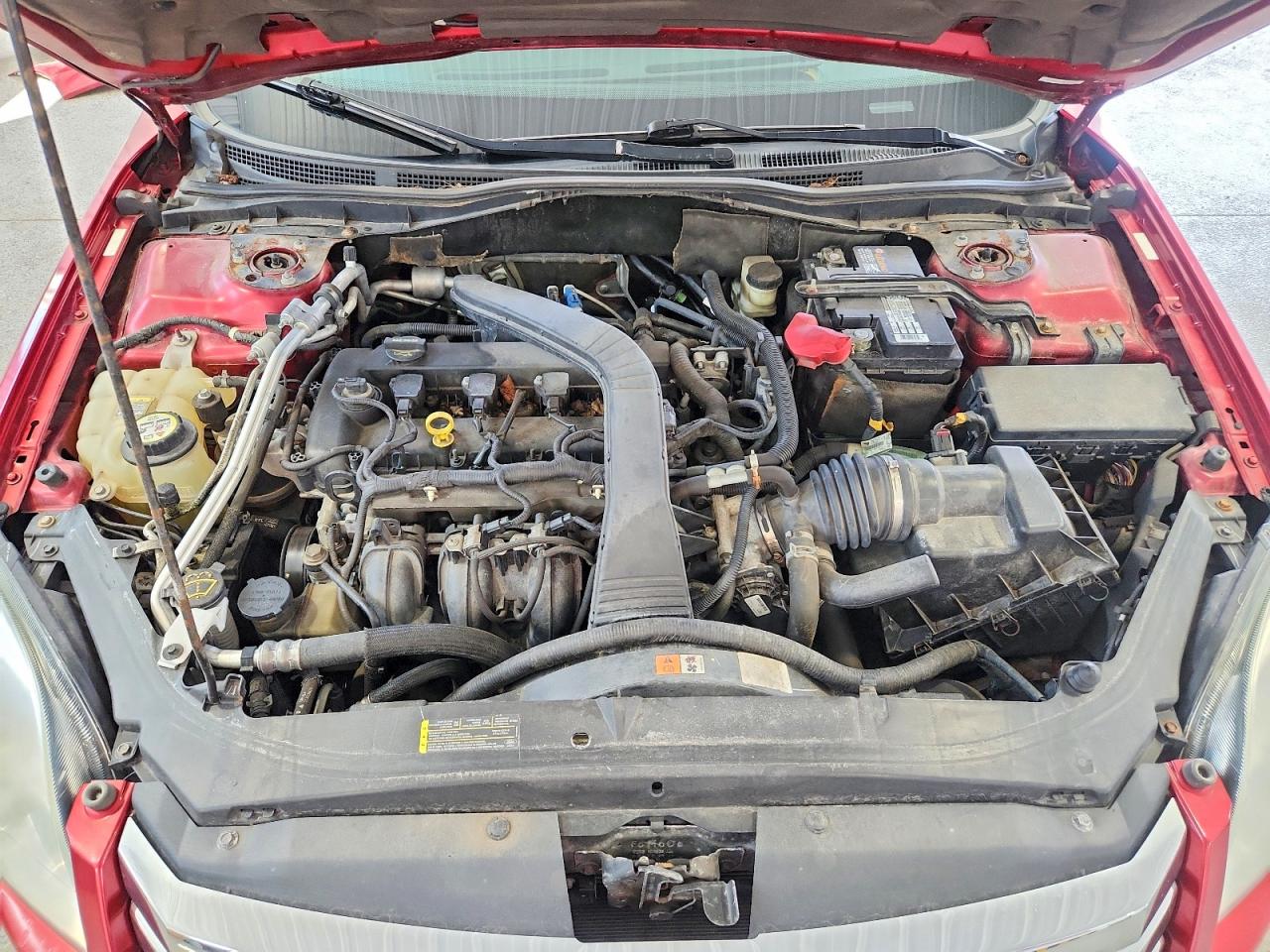 2009 Ford Fusion Se Red vin: 3FAHP07Z49R102410