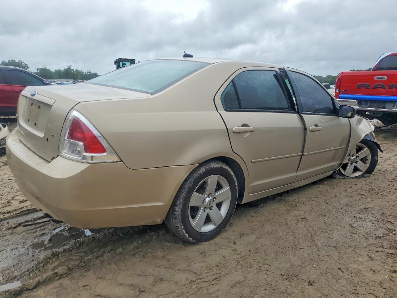 2007 Ford Fusion Se Tan vin: 3FAHP07Z57R190042