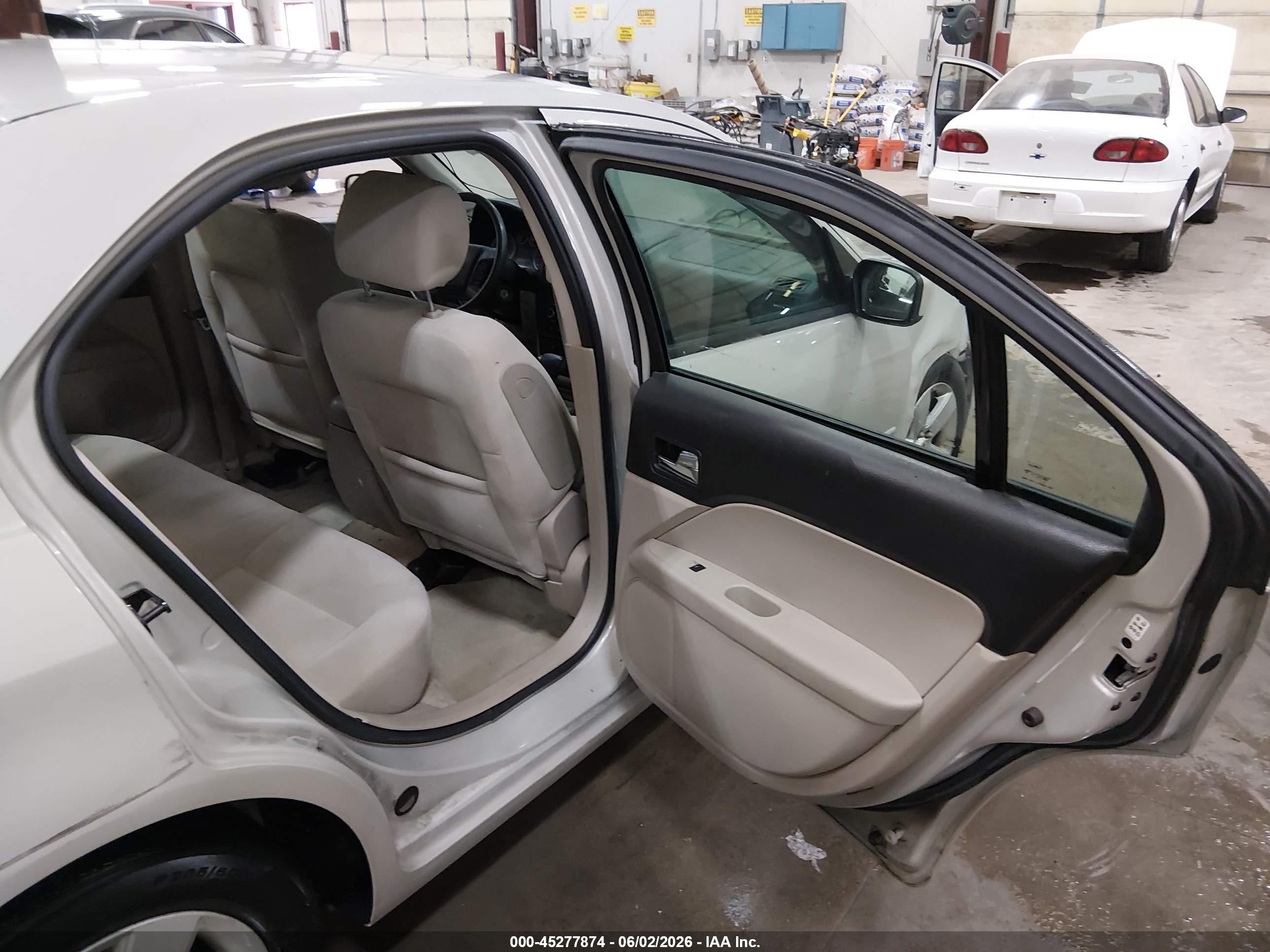 2008 Ford Fusion Se Silver vin: 3FAHP07Z58R174716