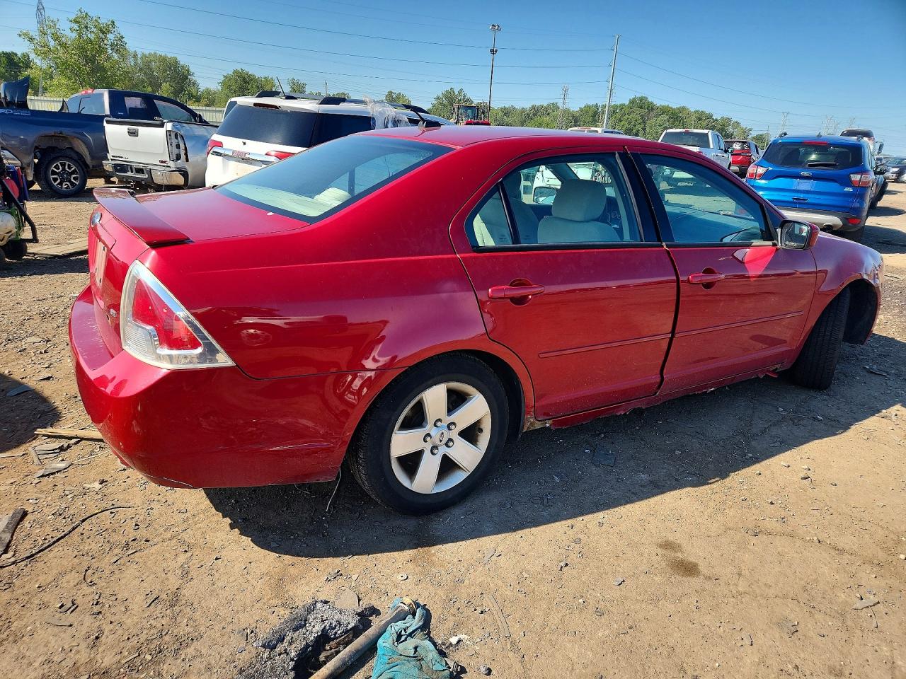 2008 Ford Fusion Se Red vin: 3FAHP07Z58R190298