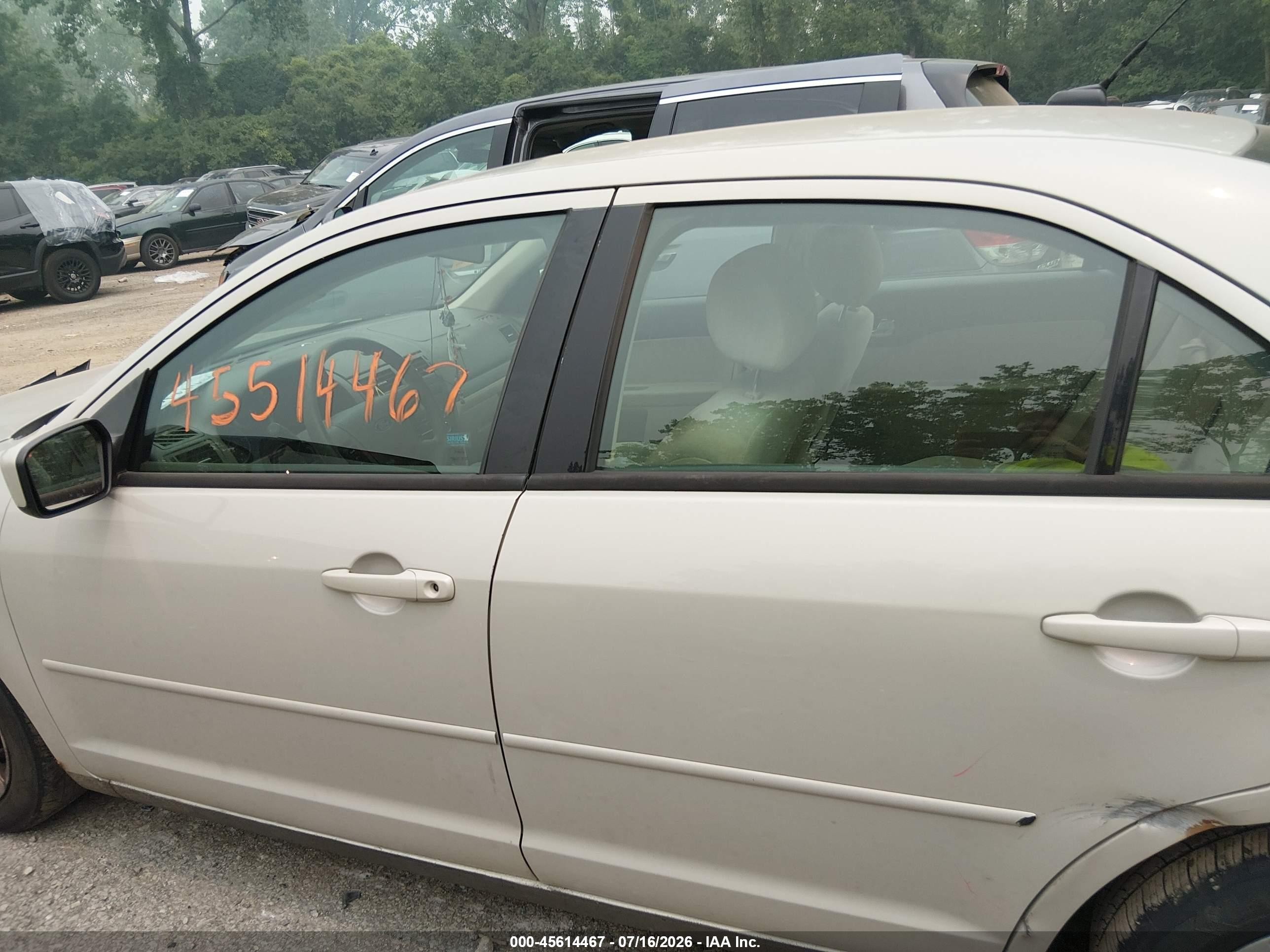 2008 Ford Fusion Se White vin: 3FAHP07Z58R221811