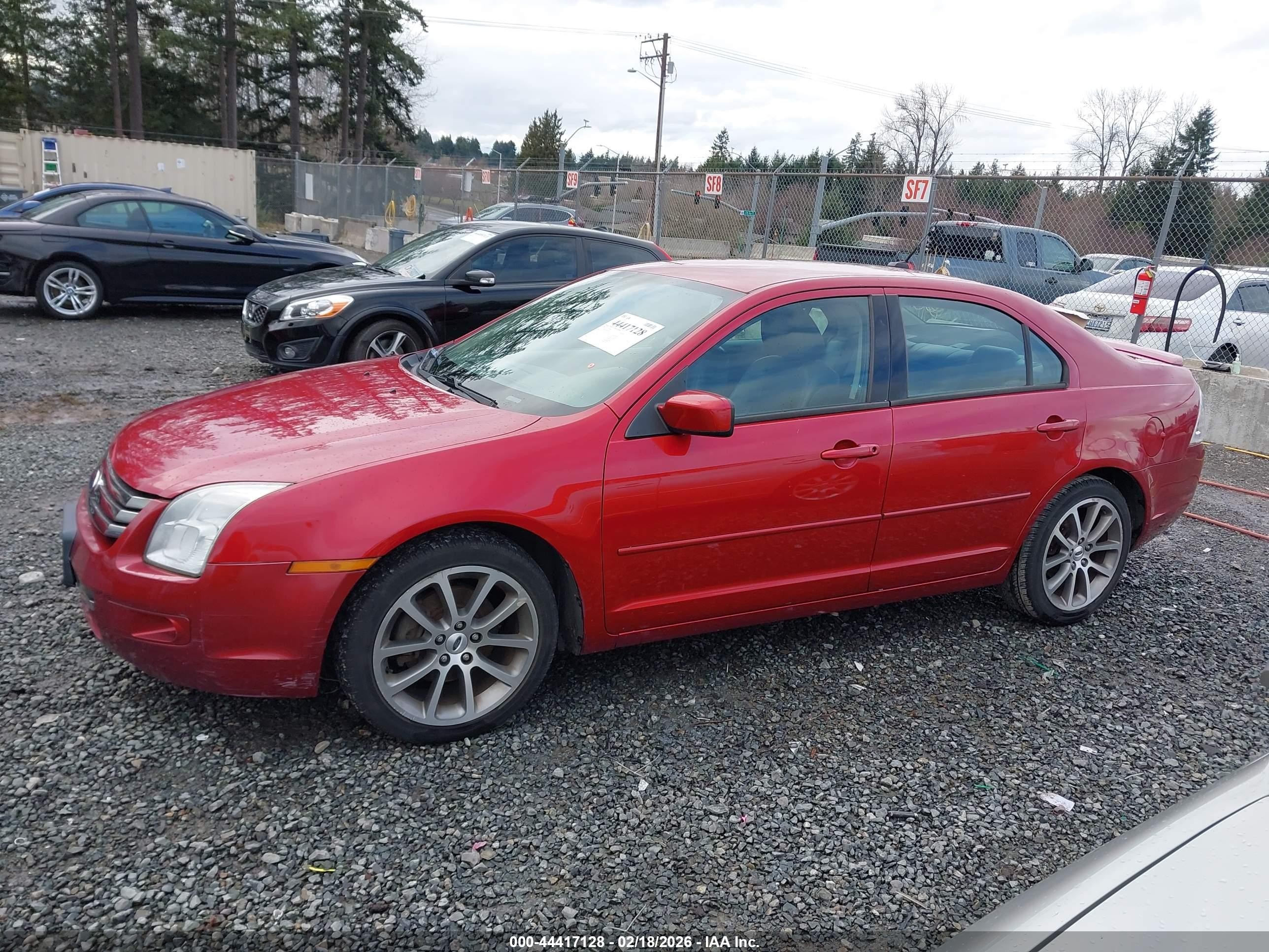 2009 Ford Fusion Se Red vin: 3FAHP07Z59R171817