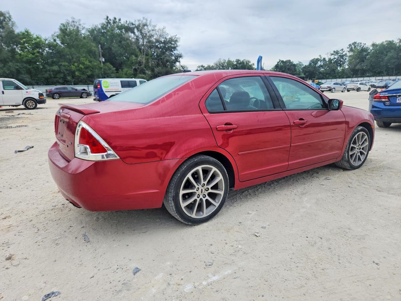 2008 Ford Fusion Se Red vin: 3FAHP07Z68R185076
