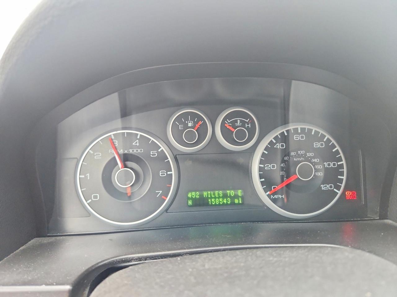 2008 Ford Fusion Se Red vin: 3FAHP07Z68R185076